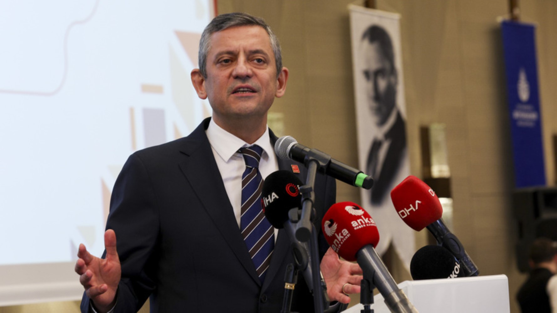 CHP Genel Başkanı Özel'den 'boğazlayasım geldi' tepkisi: Başkanlara sert uyarı