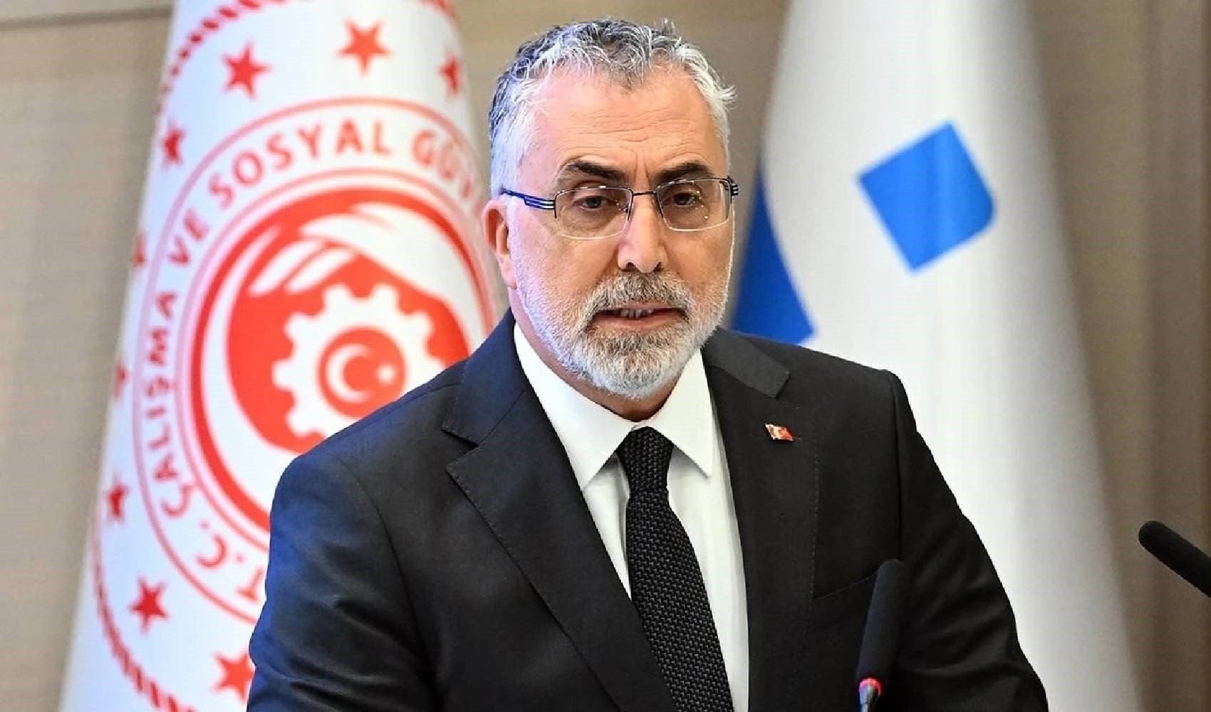 Bakan Işıkhan'dan kanser ilacı açıklaması Bakan Işıkhan'dan kanser ilacı açıklaması