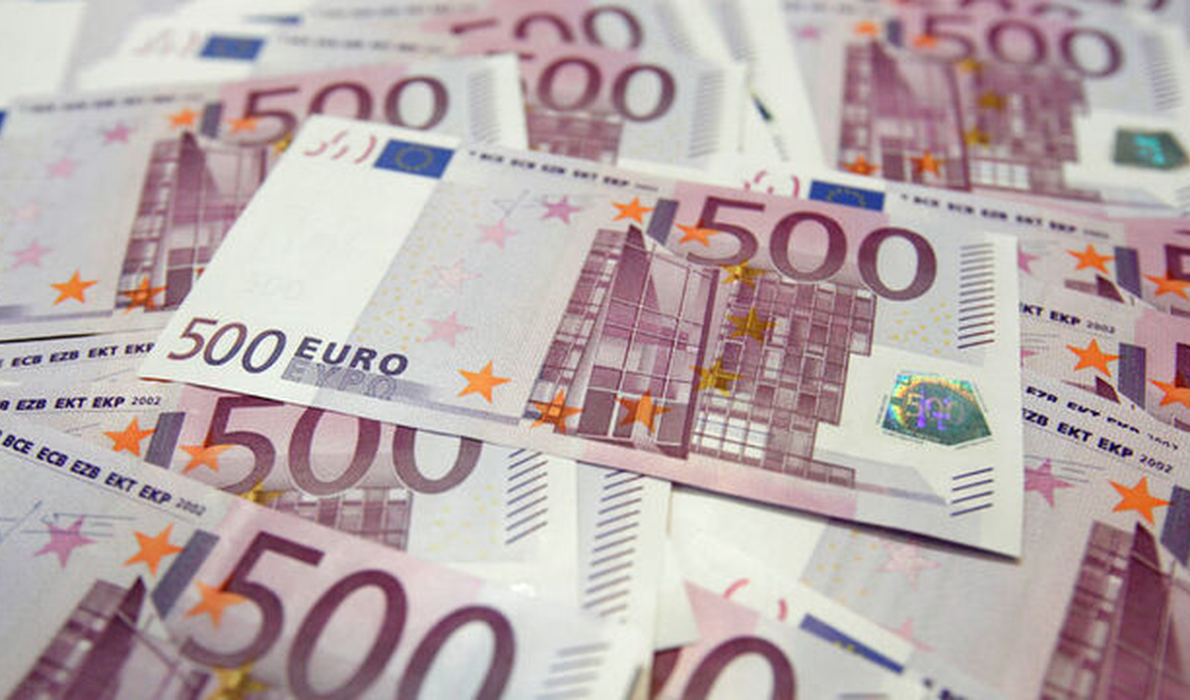 Euro tahviline yoğun ilgi: Talep üç katı aştı
