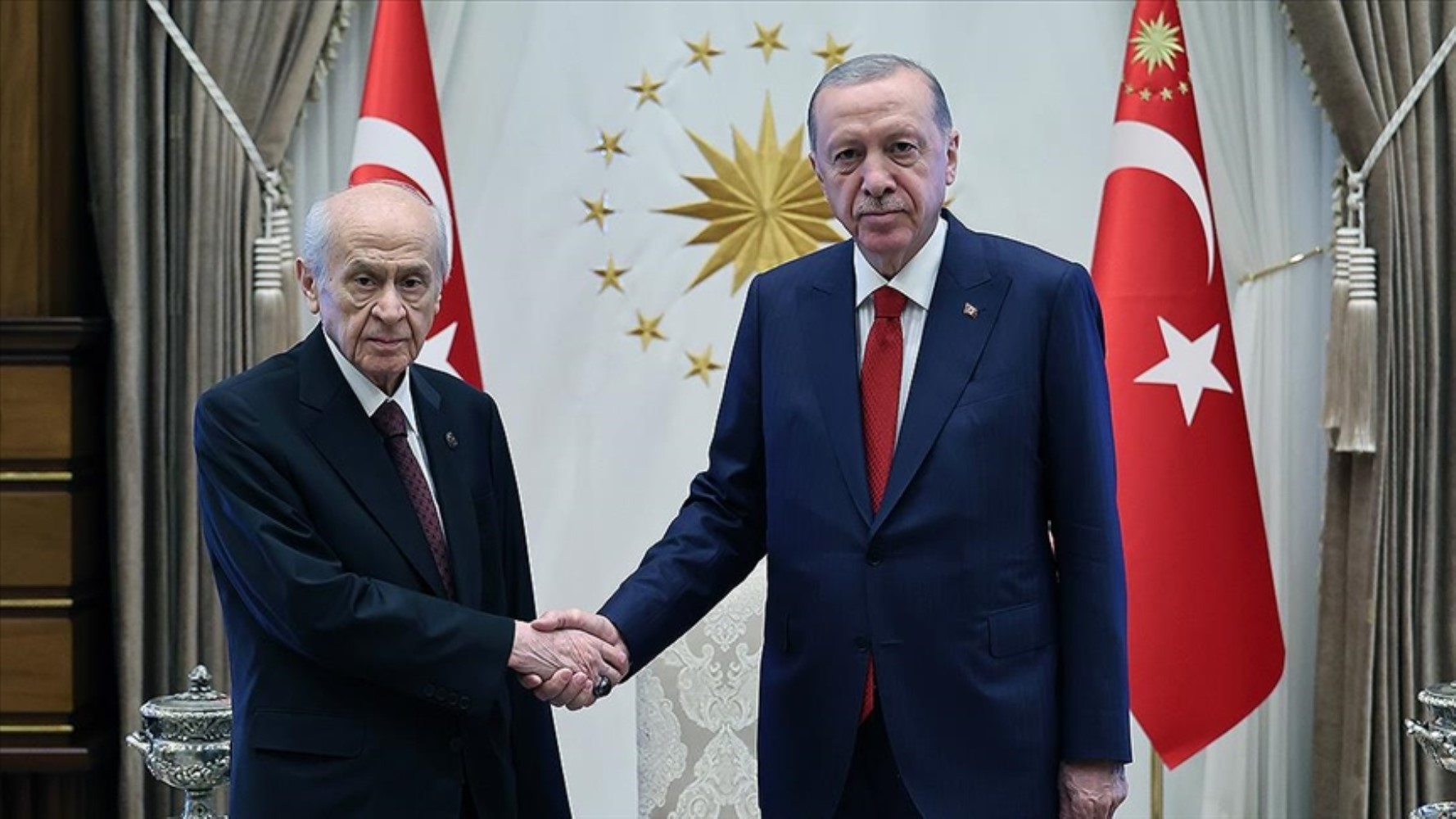 Beştepe’de Öcalan zirvesi mi? Bahçeli-Erdoğan görüşmesine dair çarpıcı iddialar: Siyaset izni mi gelecek?