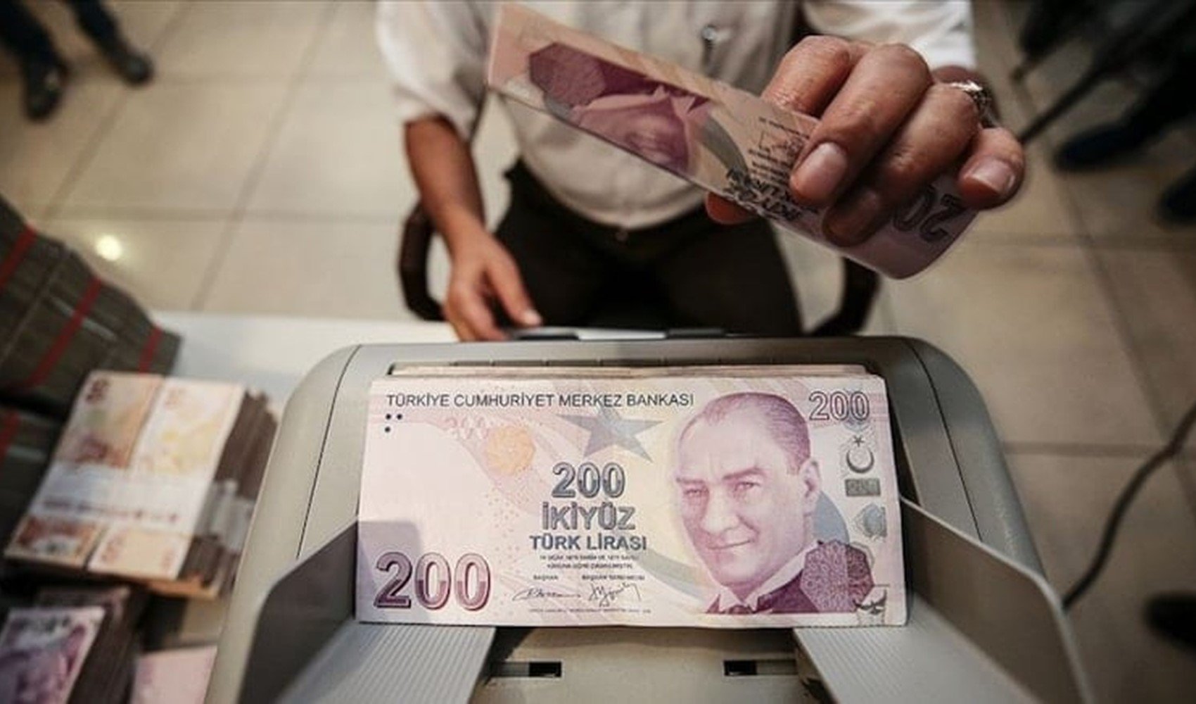 Bankalar arasında mevduat faizi rekabeti hız kazandı! İşte 250 bin TL'nin aylık getirisi