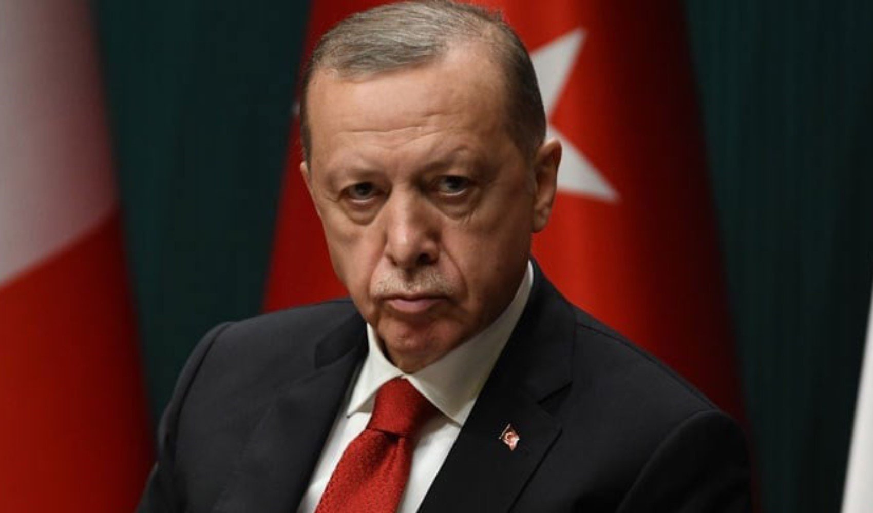 Erdoğan 'Birinci partiyiz' dedi, anketler aksini gösterdi Erdoğan 'Birinci partiyiz' dedi, anketler aksini gösterdi