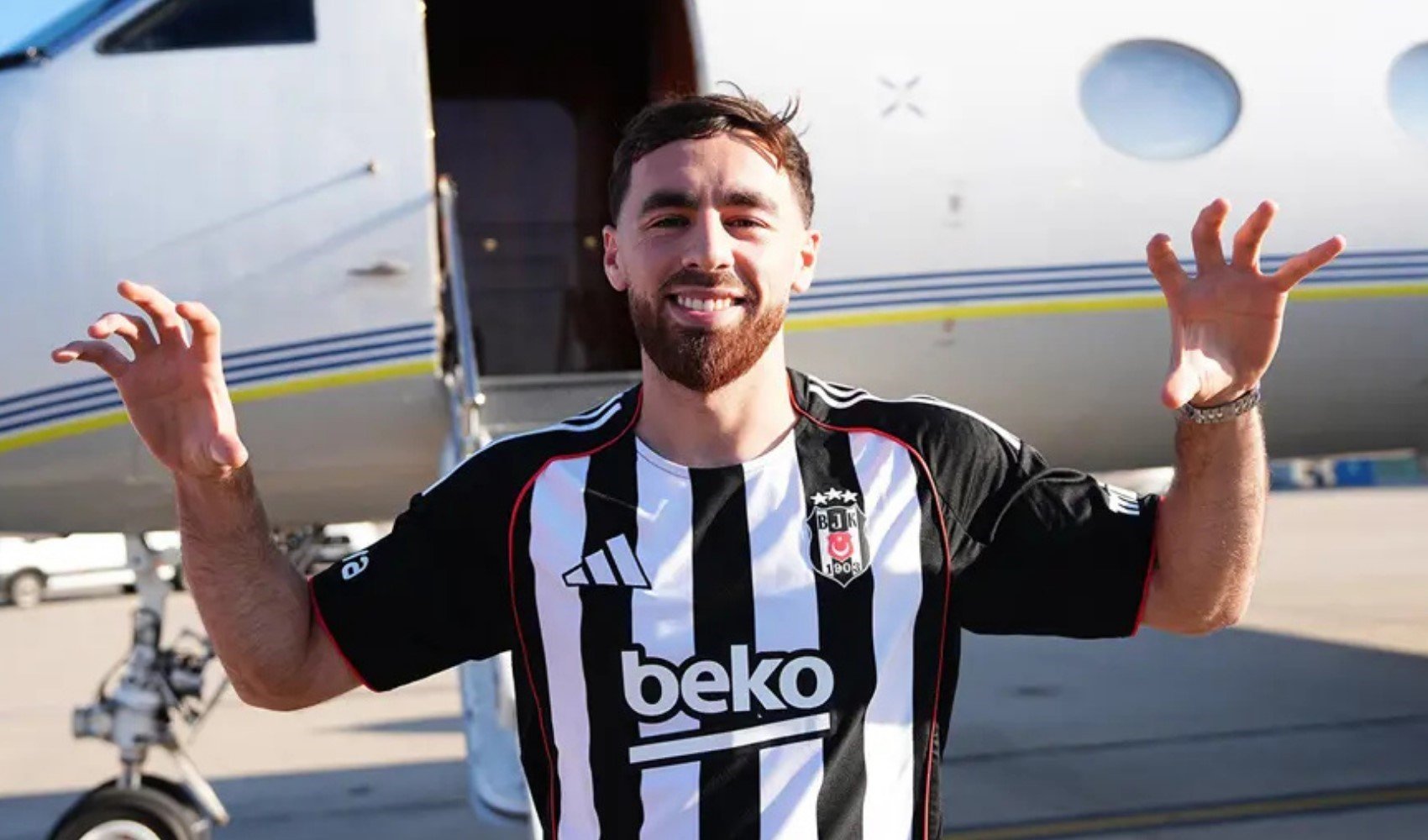 Beşiktaş Orkun Kökçü'yü KAP'a bildirdi