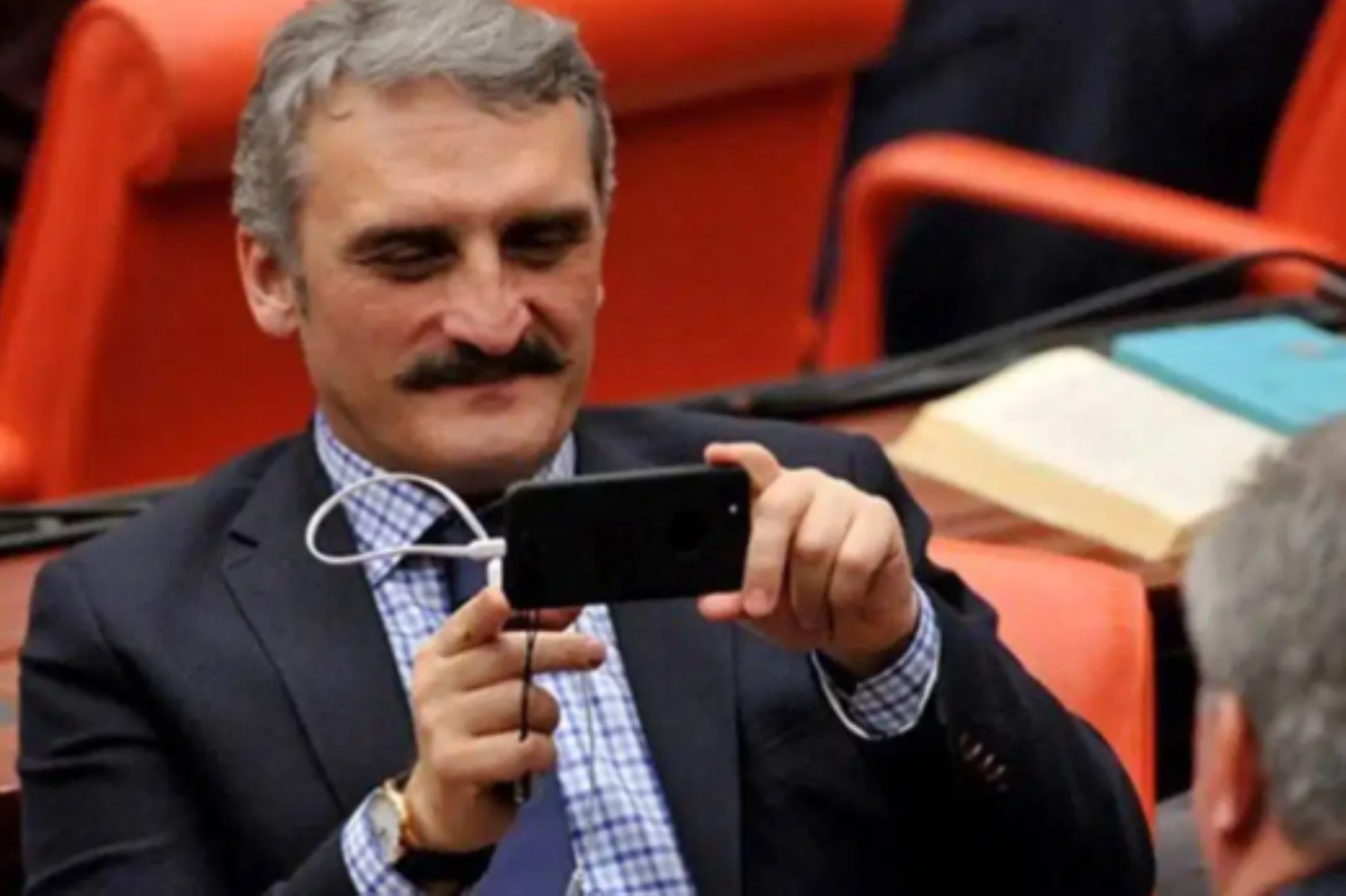 AKP'de Cumhuriyet düşmanlığı sürüyor: Yeliz'in ardından AKP’li Meclis Üyesinden skandal sözler