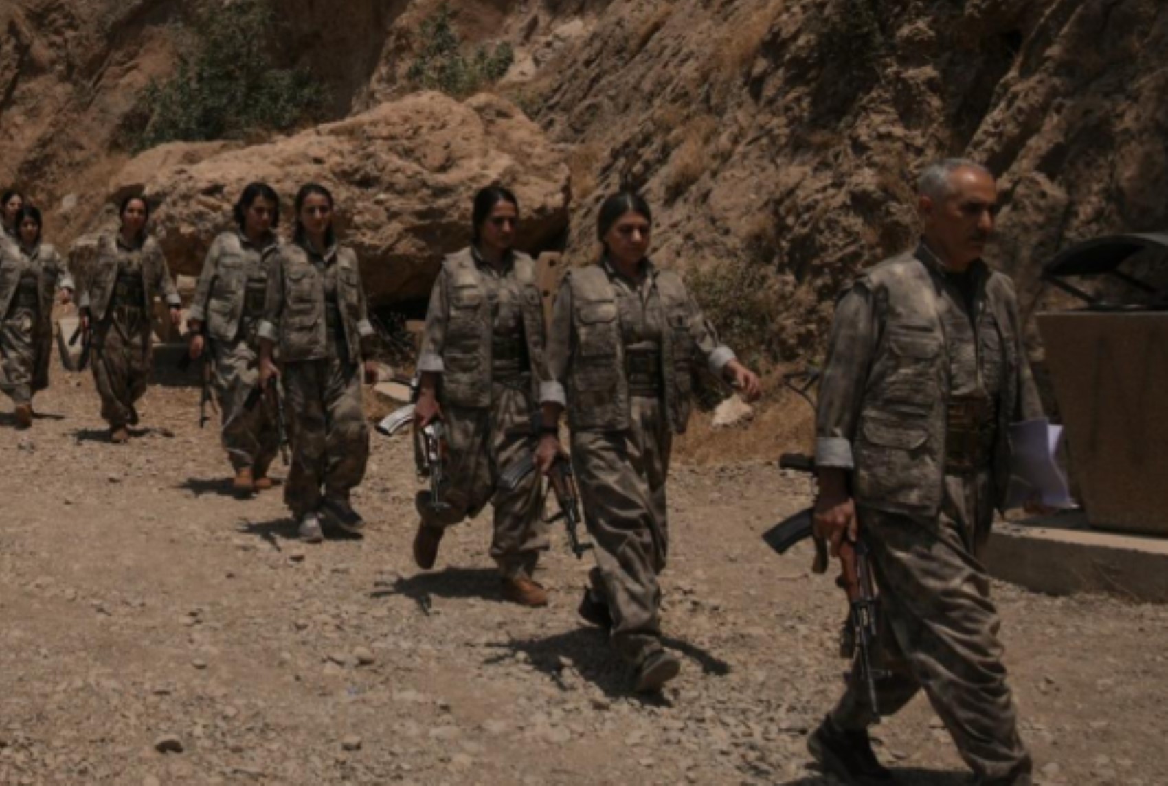 Teröristbaşı Öcalan'dan yeni mesaj: 'Kürtlerin silah bırakması mümkün değil'