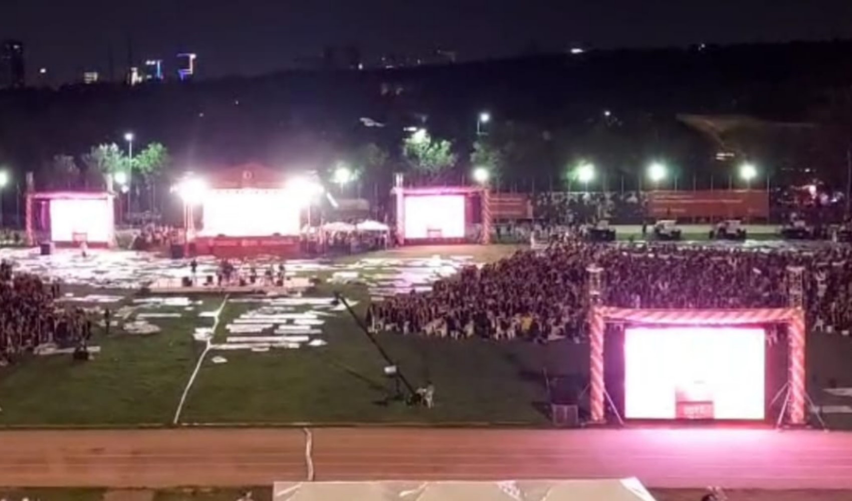 ODTÜ mezuniyetinde rektöre protesto