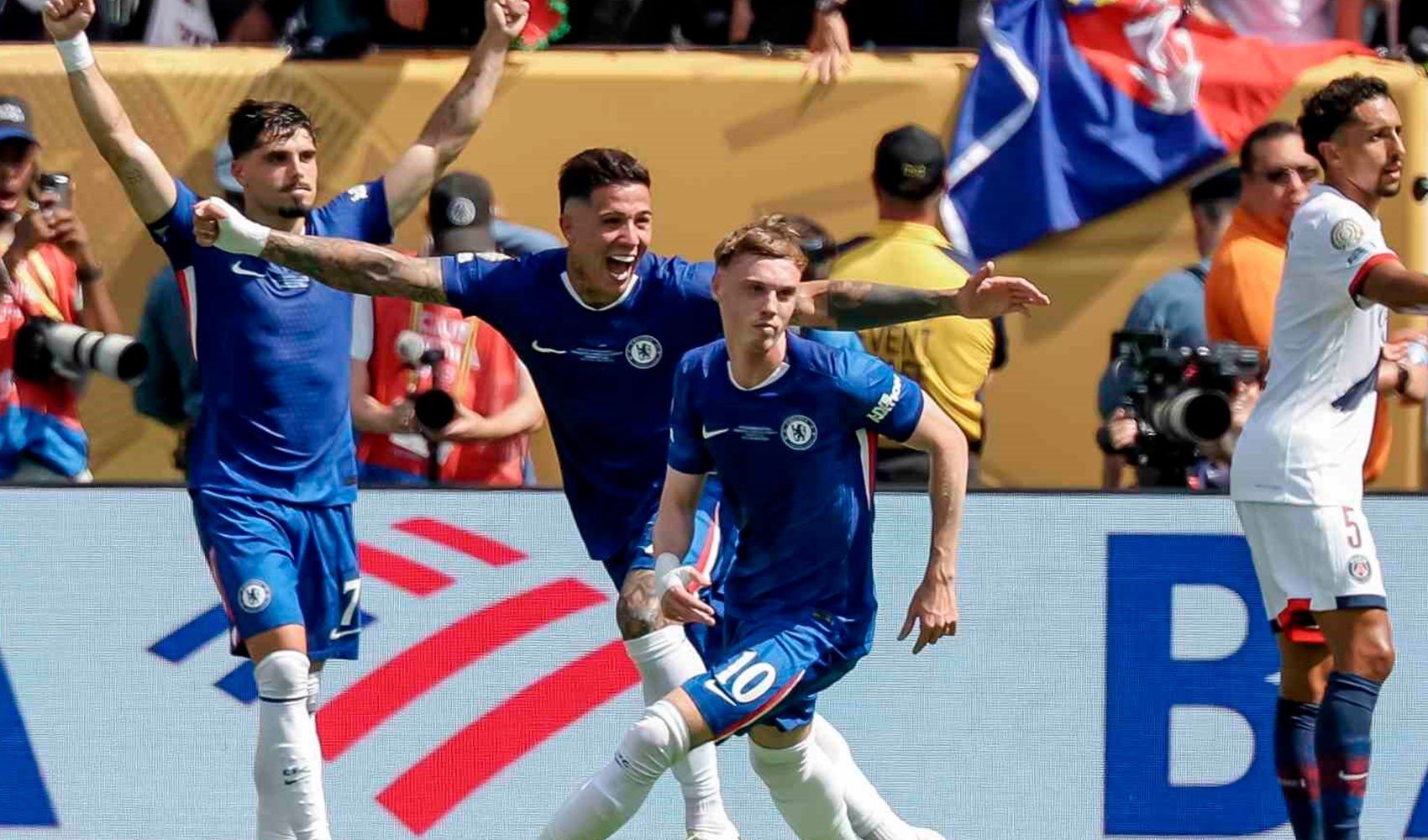 FIFA Kulüpler Dünya Kupası finalinde Chelsea, PSG'yi bozguna uğrattı! İlk yarıdan fişi çektiler