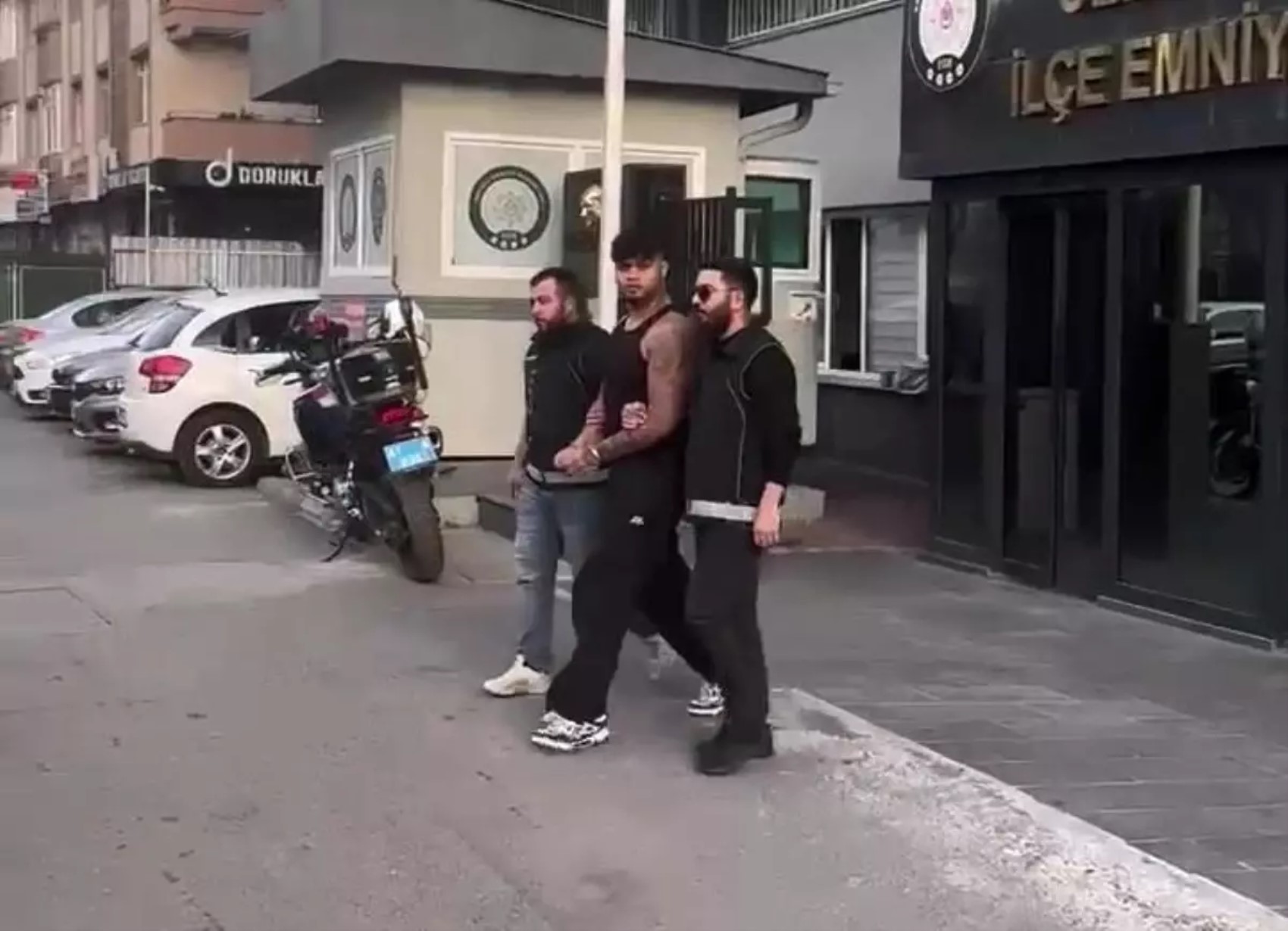 Lvbel C5’in tahliyesinde 500 bin dolarlık rüşvet skandalı!
