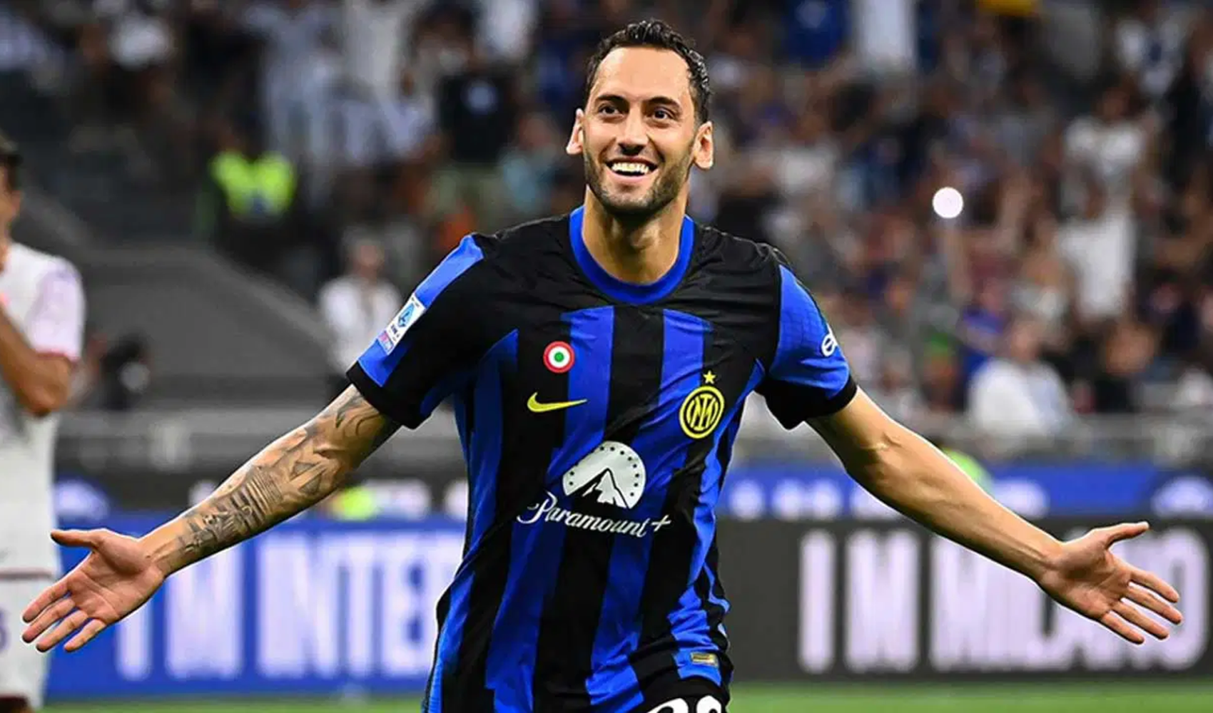 Hakan Çalhanoğlu'nun Inter'deki geleceği netlik kazandı