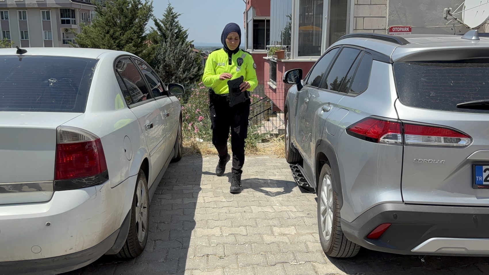 Edirne'de elektrikli bisiklet kazası: Baba-oğul hastaneye kaldırıldı