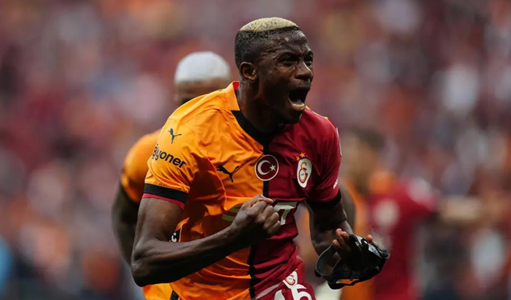 Osimhen transferi tıkanma noktasında! Napoli'den yeni açıklama geldi
