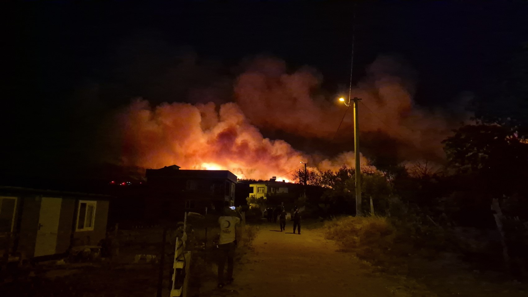 Tekirdağ'daki orman yangınları havadan görüntülendi