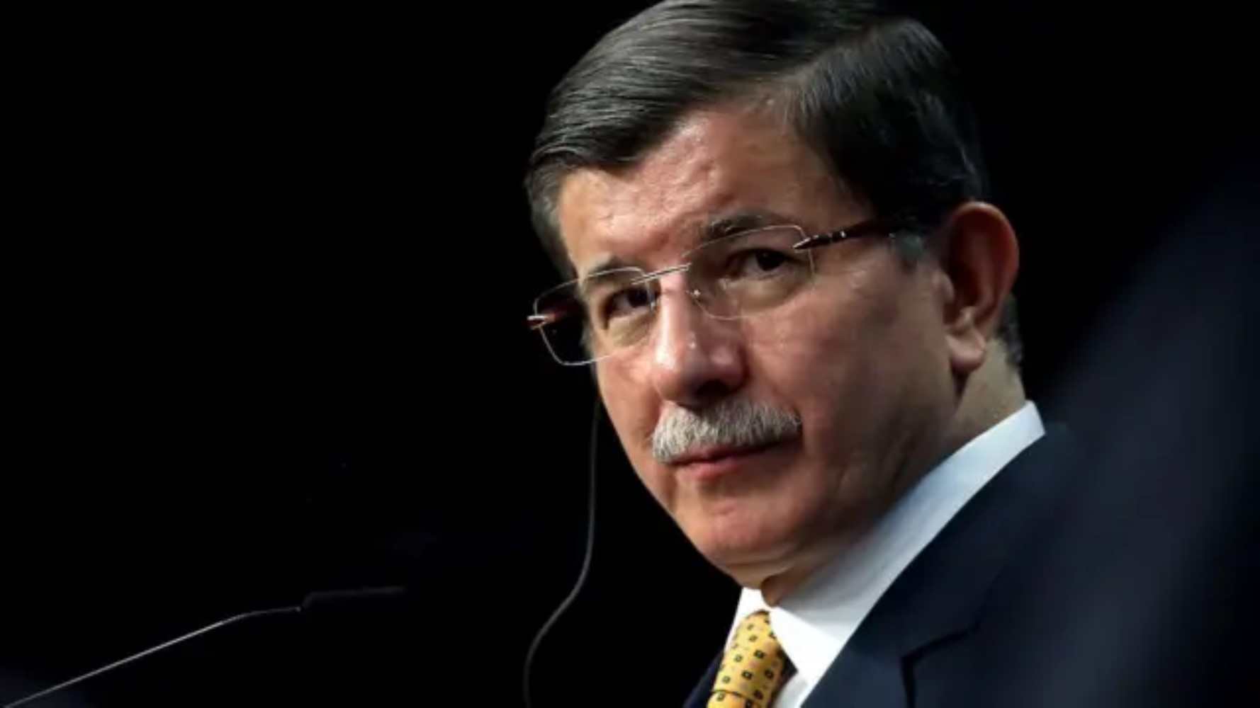 Ahmet Davutoğlu ve teröristbaşı Öcalan mektuplaştı: İşte mektubun ayrıntıları... Yenisi yolda