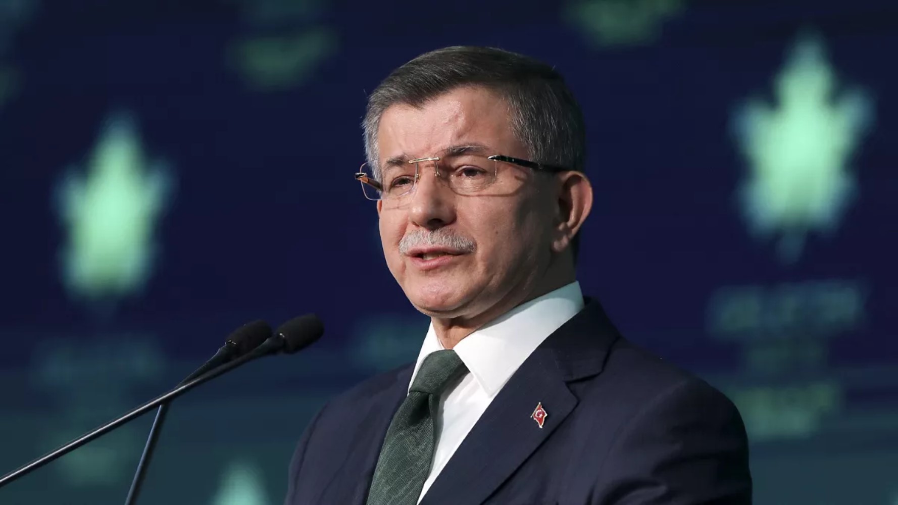 Ahmet Davutoğlu ve teröristbaşı Öcalan mektuplaştı: İşte mektubun ayrıntıları... Yenisi yolda