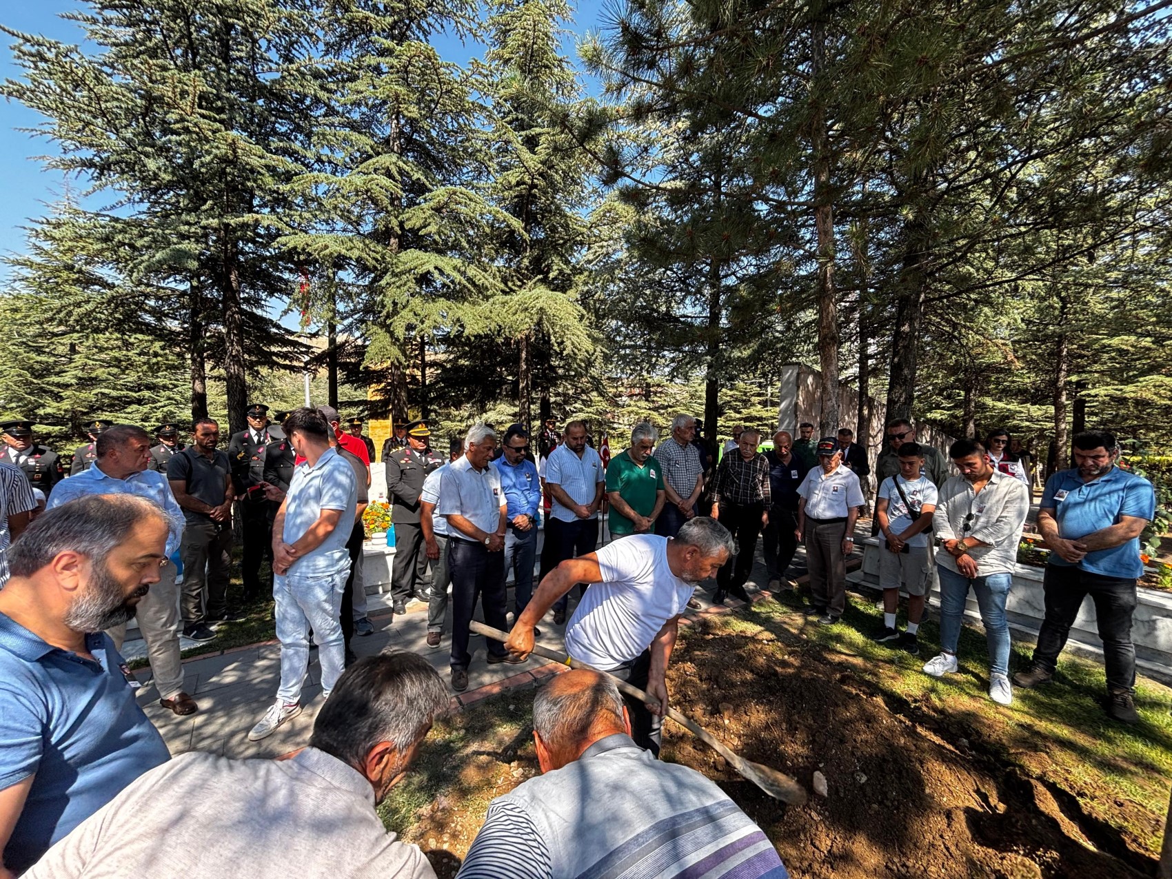 Şehidin naaşı 67 yıl sonra memleketinde toprağa verildi
