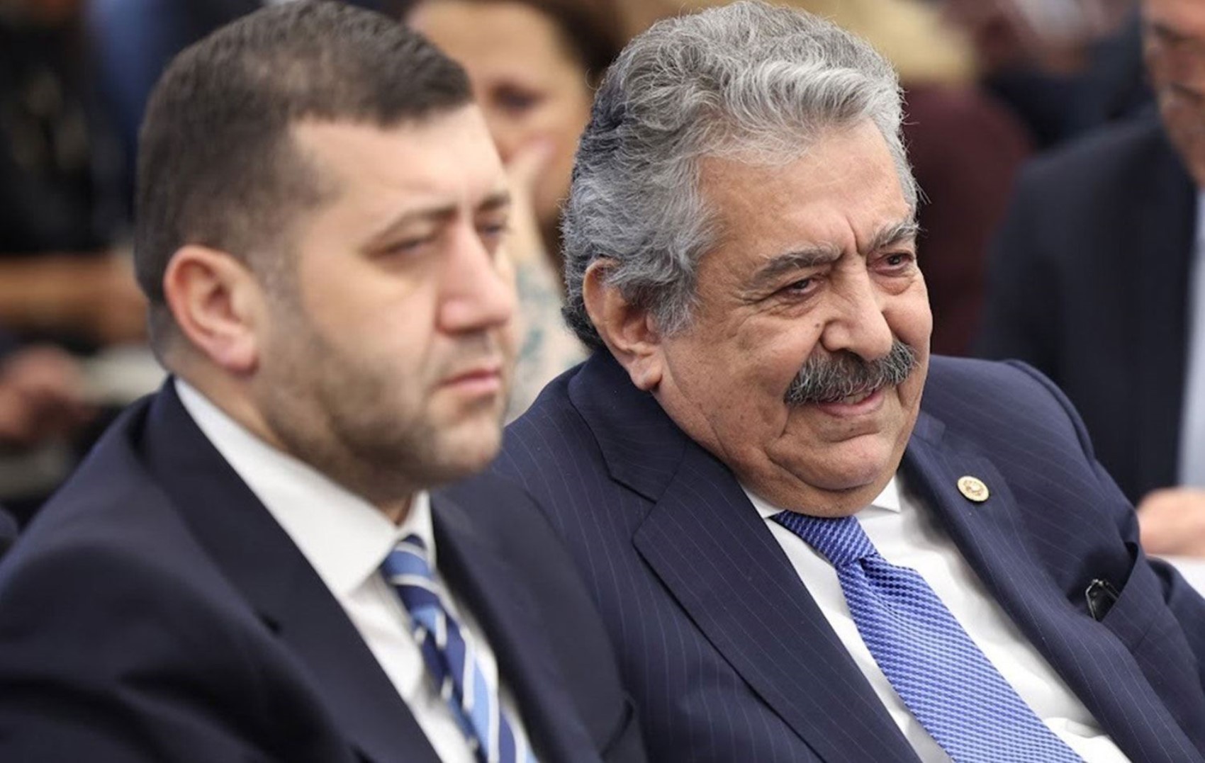 MHP’li Feti Yıldız’ın ofisinde Öcalan kitabı! İşte masadaki ekran görüntüsü