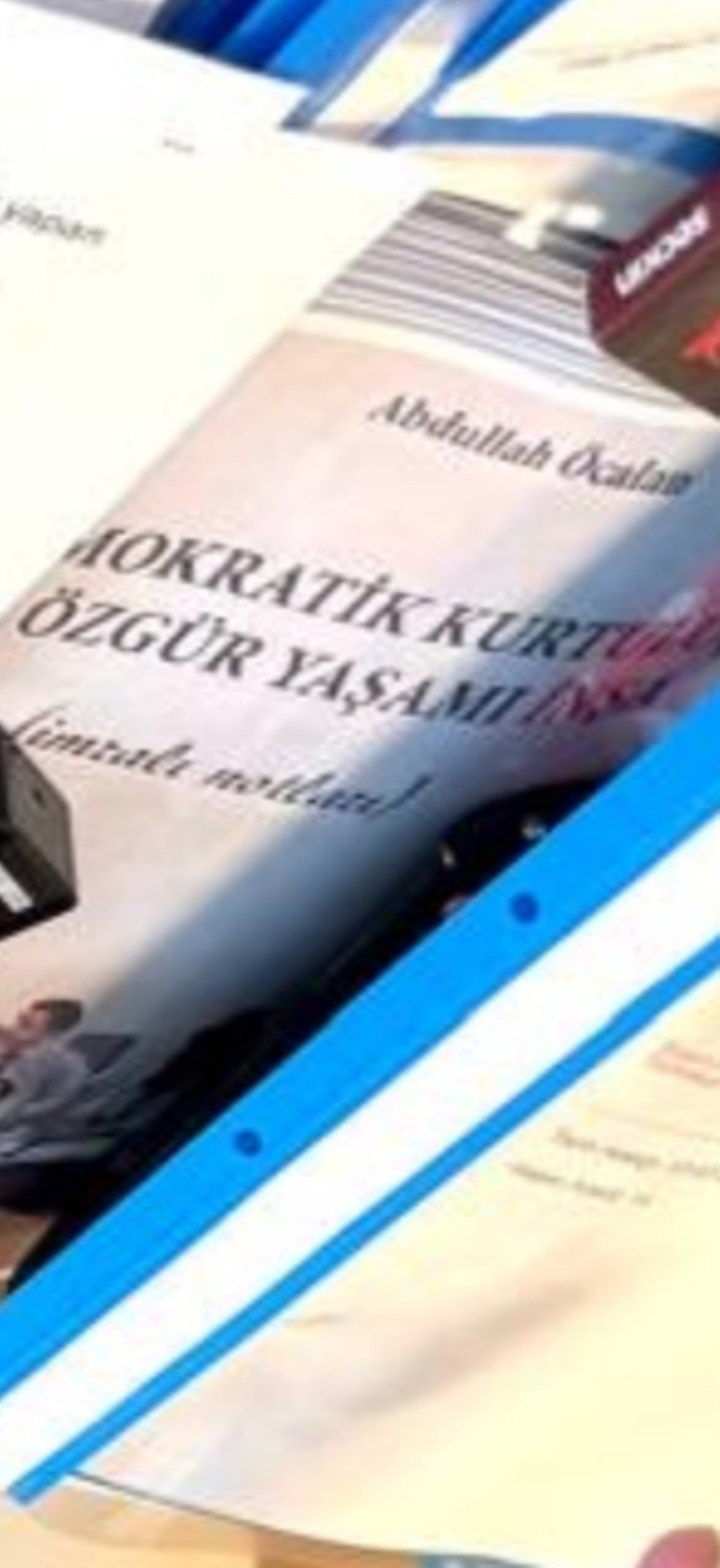 MHP’li Feti Yıldız’ın ofisinde Öcalan kitabı! İşte masadaki ekran görüntüsü