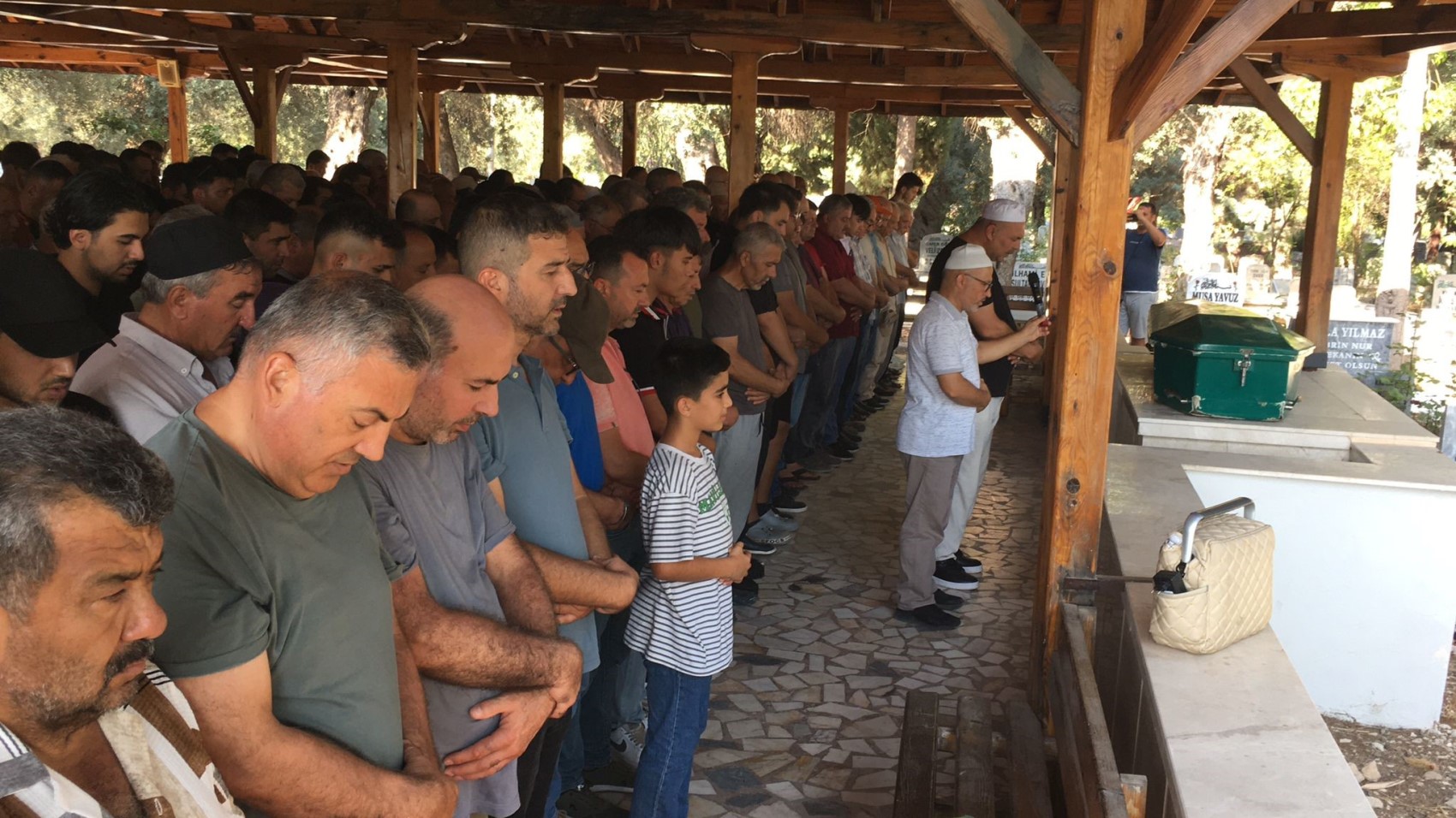 Sosyal medya fenomeni 'Çello Mustafa' hayatını kaybetti