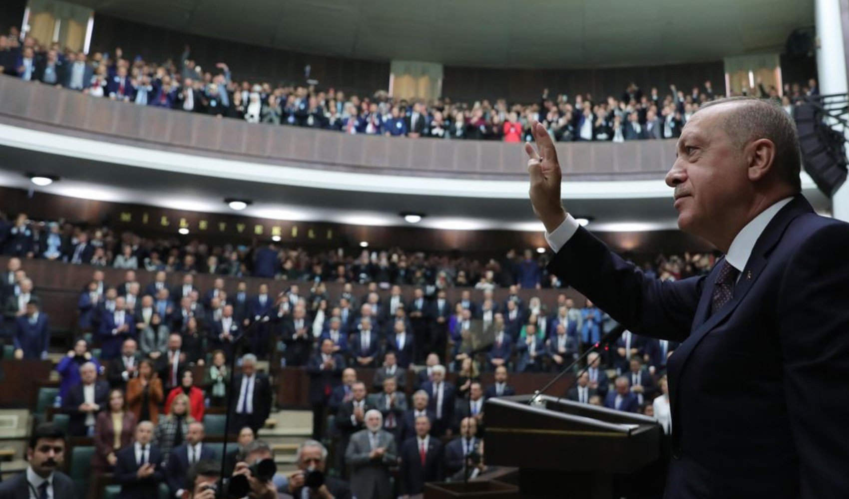 AKP’li isimden CHP operasyonlarına tepki geldi AKP’li isimden CHP operasyonlarına tepki geldi