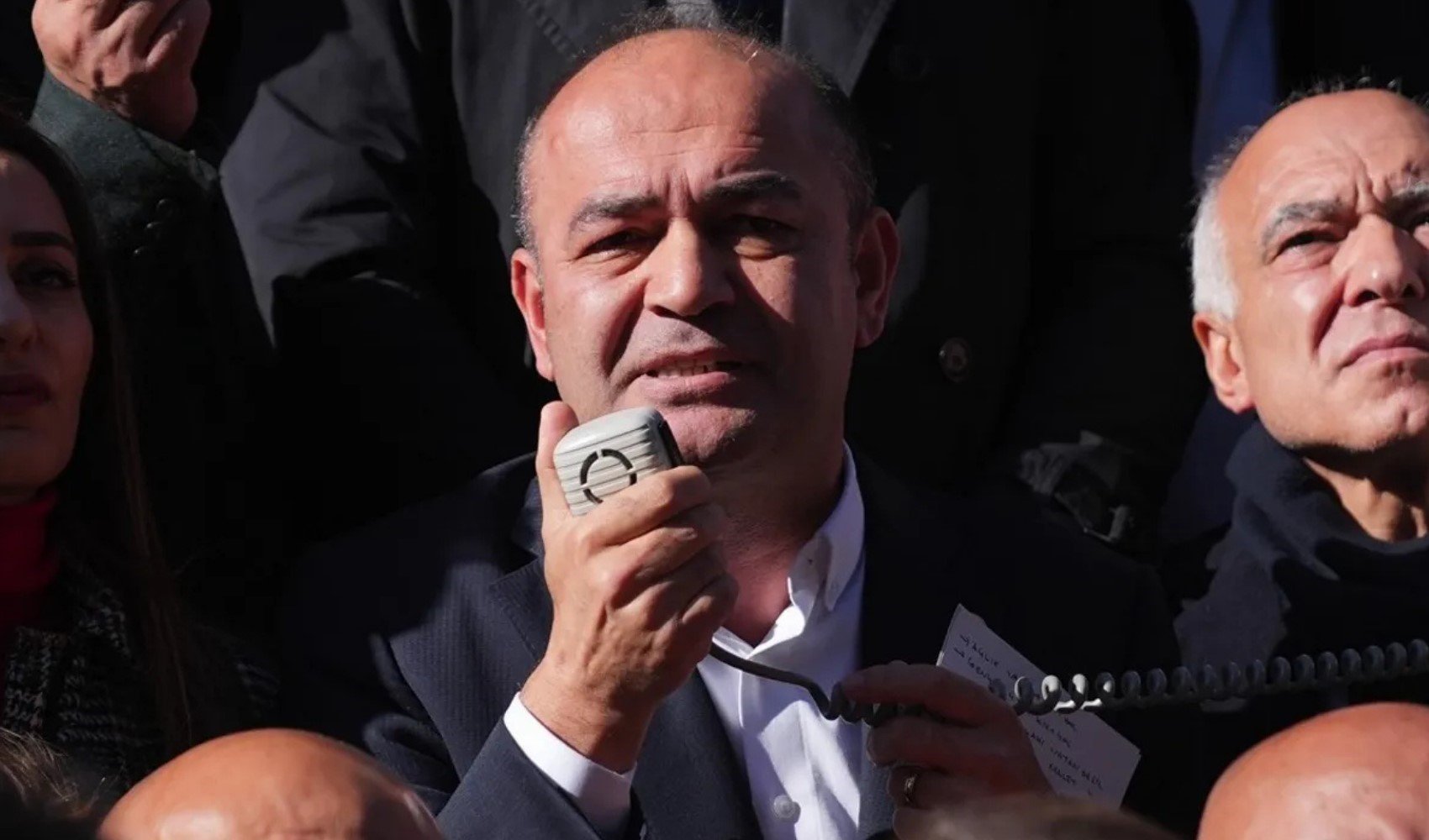 CHP'li vekilden gündeme bomba gibi düşecek iddia: 'Rejimi temelinden sarsar' CHP'li vekilden gündeme bomba gibi düşecek iddia: 'Rejimi temelinden sarsar'