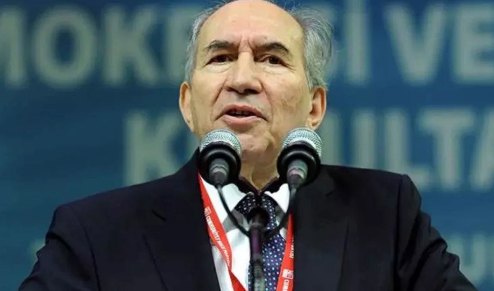 Eski CHP Genel Başkanı entübe edildi