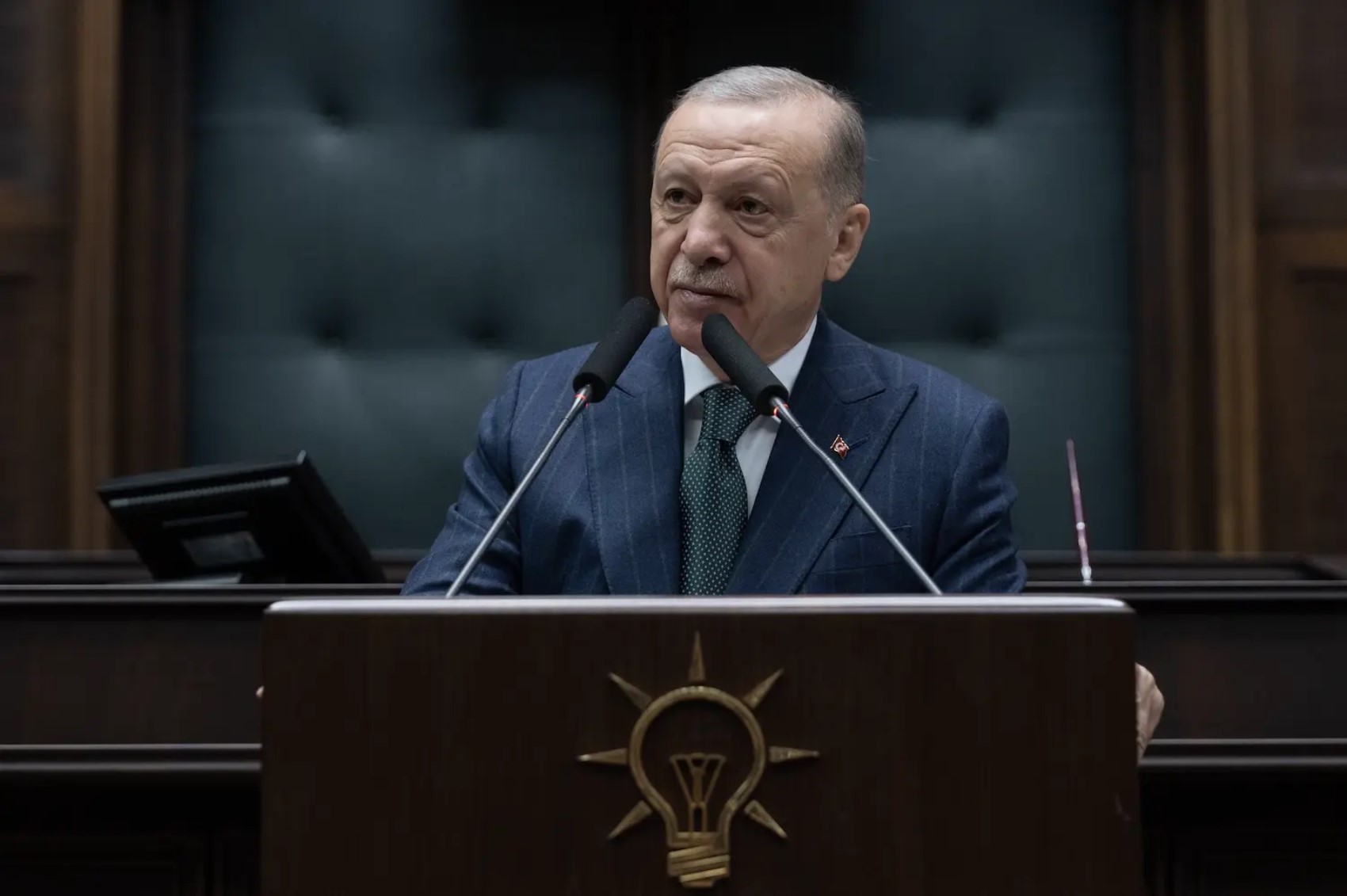 AKP'de alkış krizi: Parti yönetimi duruma müdahale etti