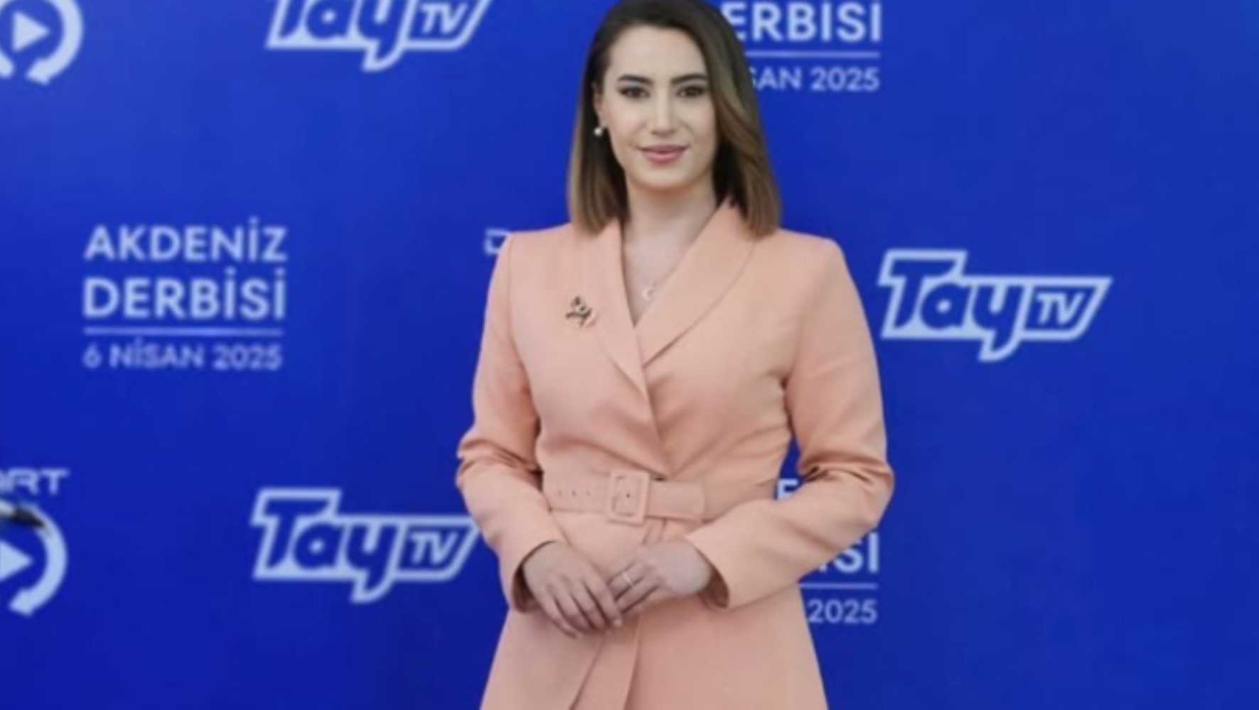 Esen Gök kimdir, kaç yaşındaydı? Türkiye’nin ilk kadın yarış spikeri evinde ölü bulundu