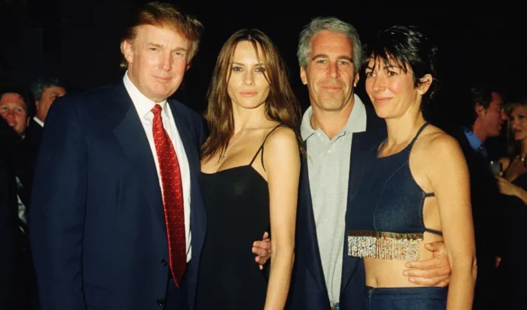 Epstein skandalında şok gelişme: Trump'tan o gazeteye dev tazminat davası