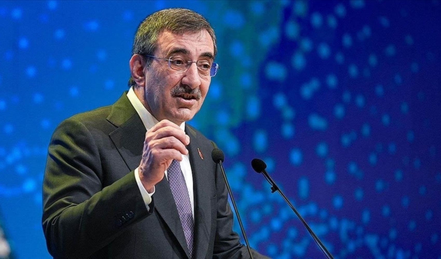 Cumhurbaşkanı yardımcısı Yılmaz'dan ÖTV artışı ve enflasyon açıklaması