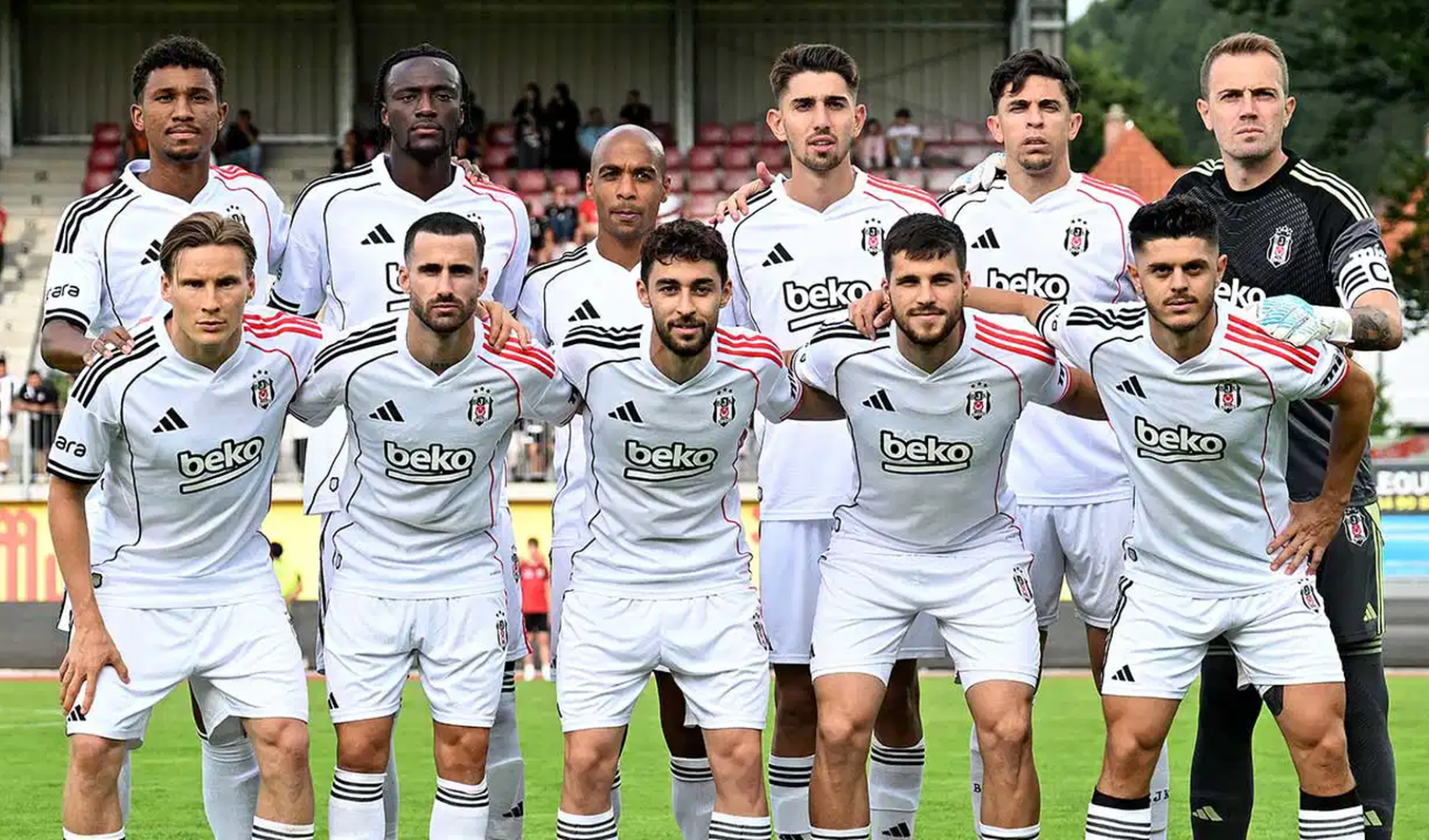 Beşiktaş'ın Shakhtar Donetsk maçı biletleri satışa çıkıyor