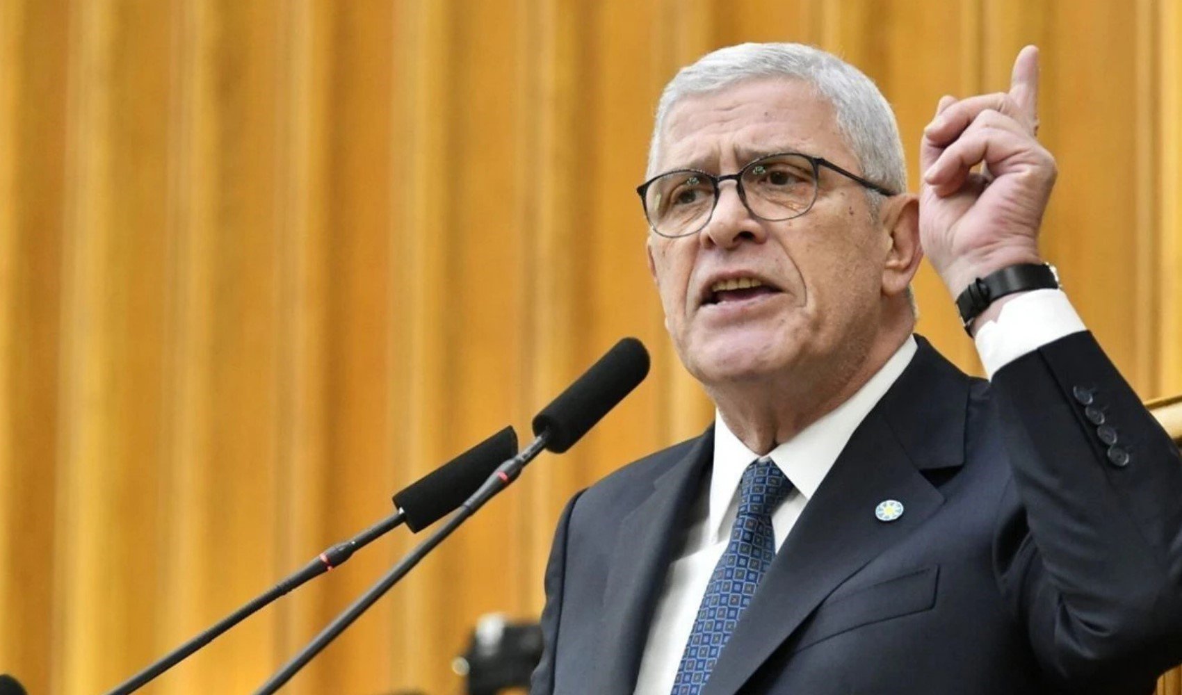 Müsavat Dervişoğlu'ndan 'Terörsüz Türkiye' yorumu: 'Silah bırakma yok' diyerek uyardı