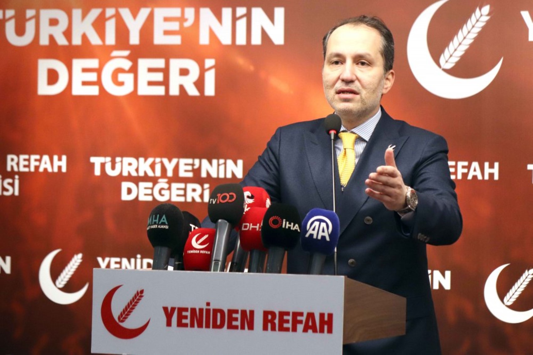 3 anketten çarpıcı sonuçlar: AKP ve CHP arasındaki yarış sıkıştı!