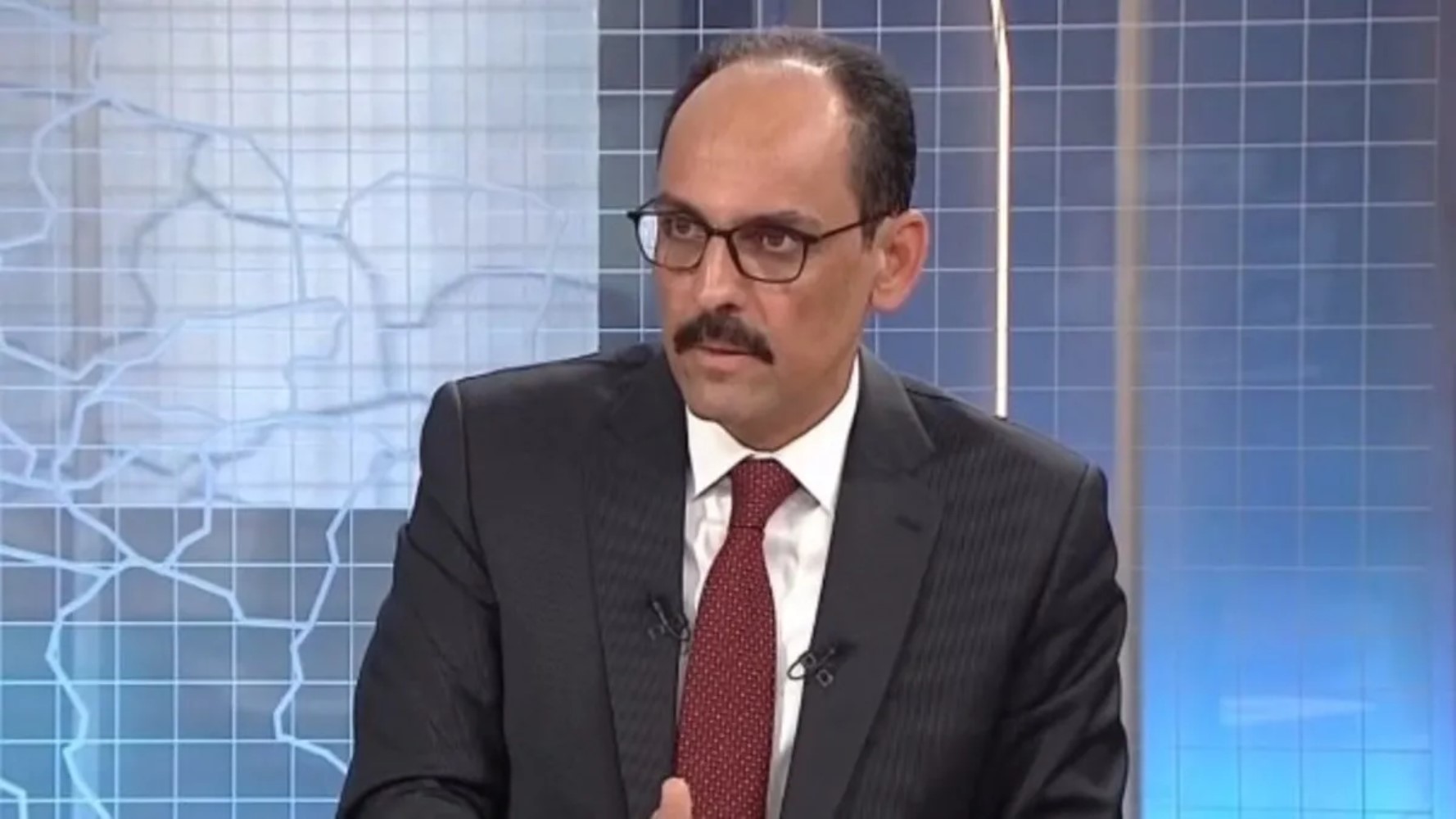 İbrahim Kalın'ın Devlet Bahçeli ziyaretinde dikkat çekmişti: İşte o siyah çantanın sırrı!
