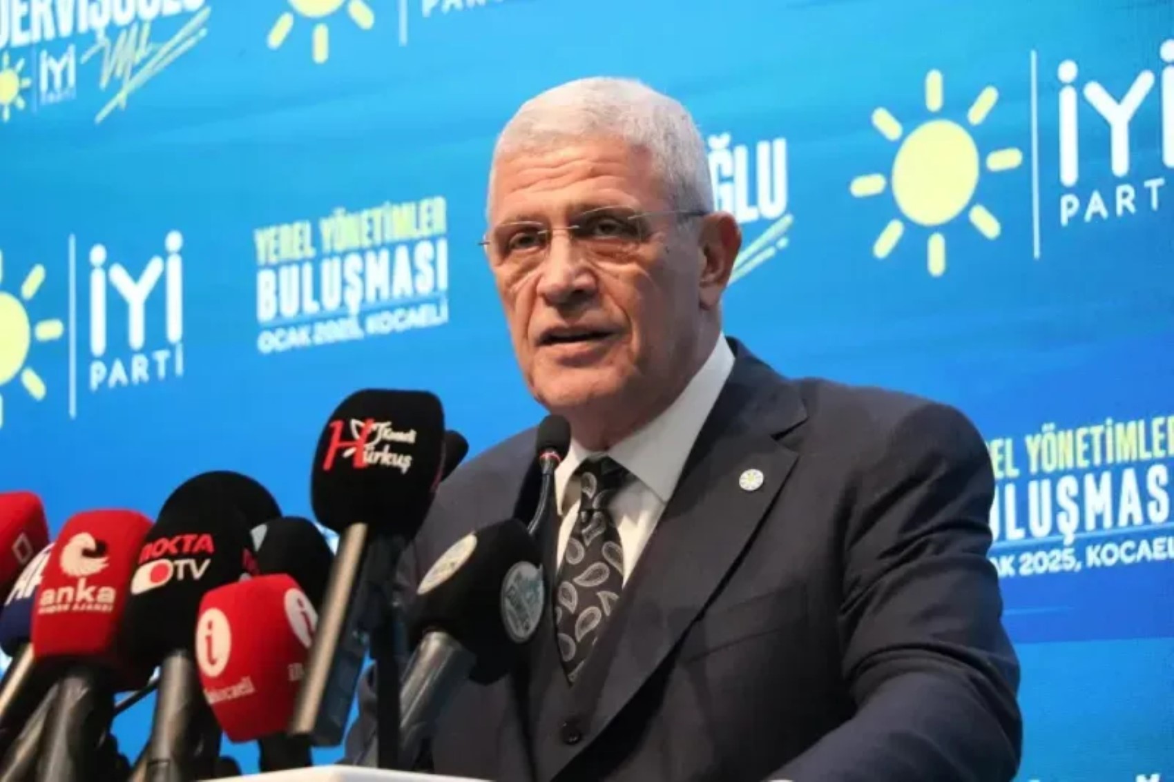 Seçmenler açılım sürecine nasıl bakıyor? Terör örgütü PKK'nın silah bırakmasının ardından ilk anket! İşte partilerin oy oranı...