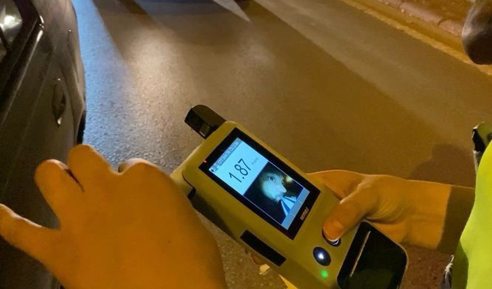 Ehliyetine el konulunca, depremleri bildiğini iddia etti
