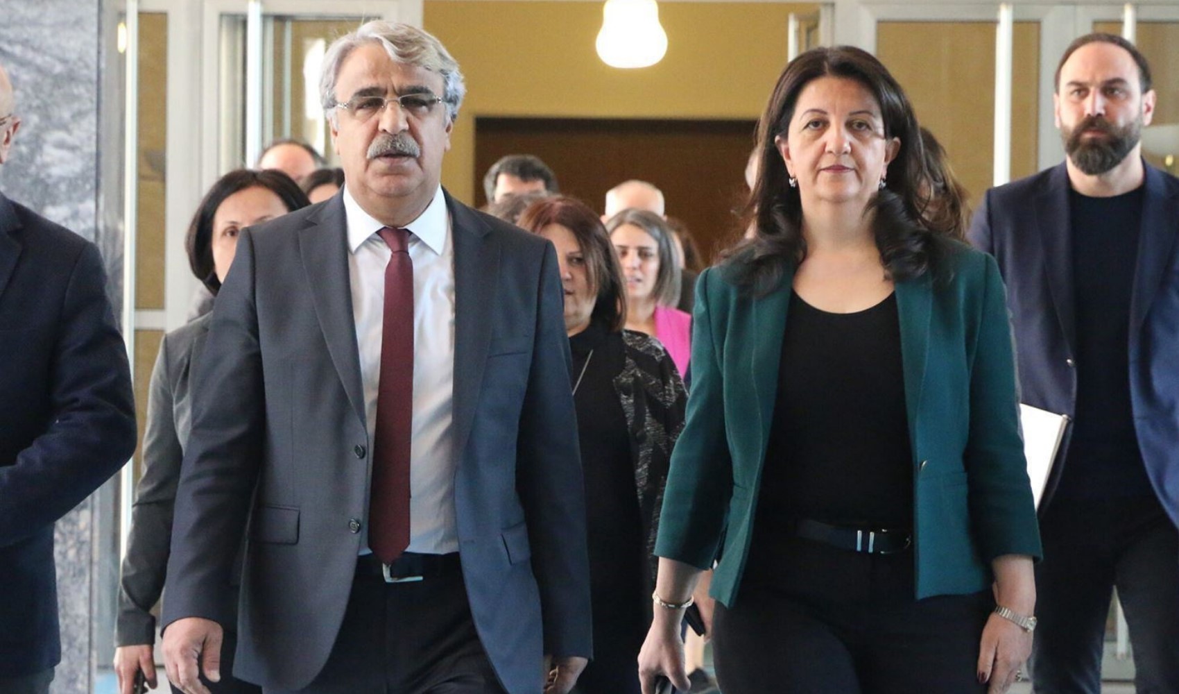 İmralı Heyeti'nden Öcalan görüşmesi sonrası yazılı açıklama: Görüşmede neler konuşuldu?