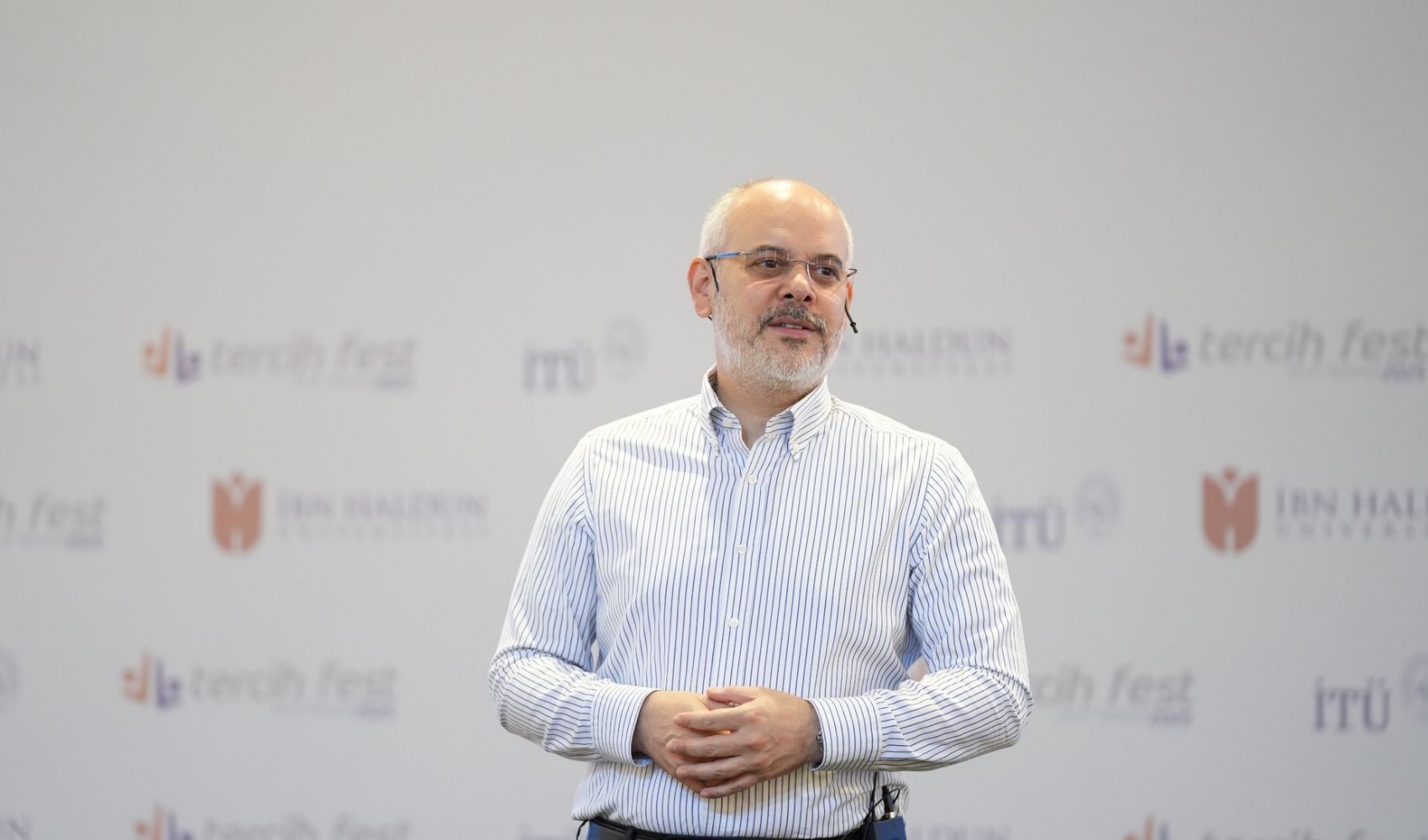 'Erdoğan'ın Türk milletine ihanet edeceğine inanır mısınız?' 'Erdoğan'ın Türk milletine ihanet edeceğine inanır mısınız?'