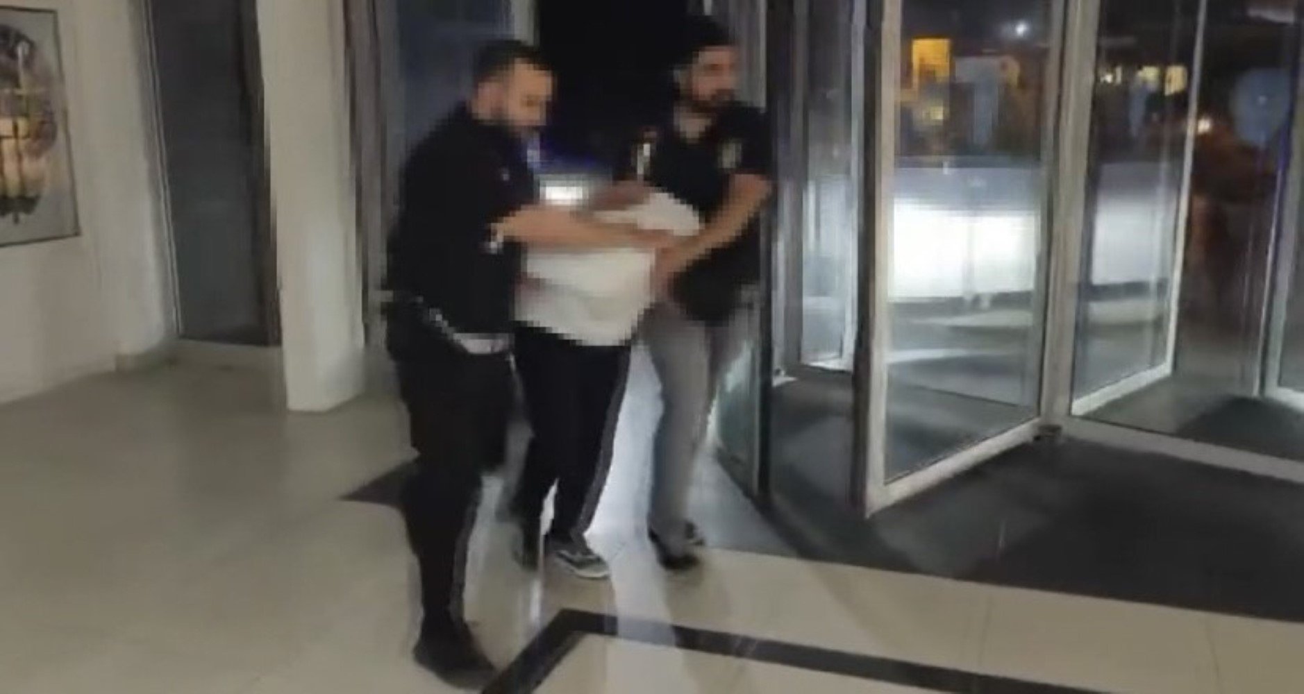 Beykoz’daki yangını çıkardığı iddia edilen kişinin ifadesi: 'Eğlenmek için fişek attım'