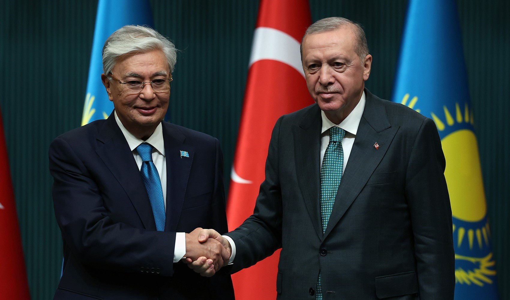 Türkiye'den Kazakistan Cumhurbaşkanı Tokayev'e 'Devlet Nişanı'