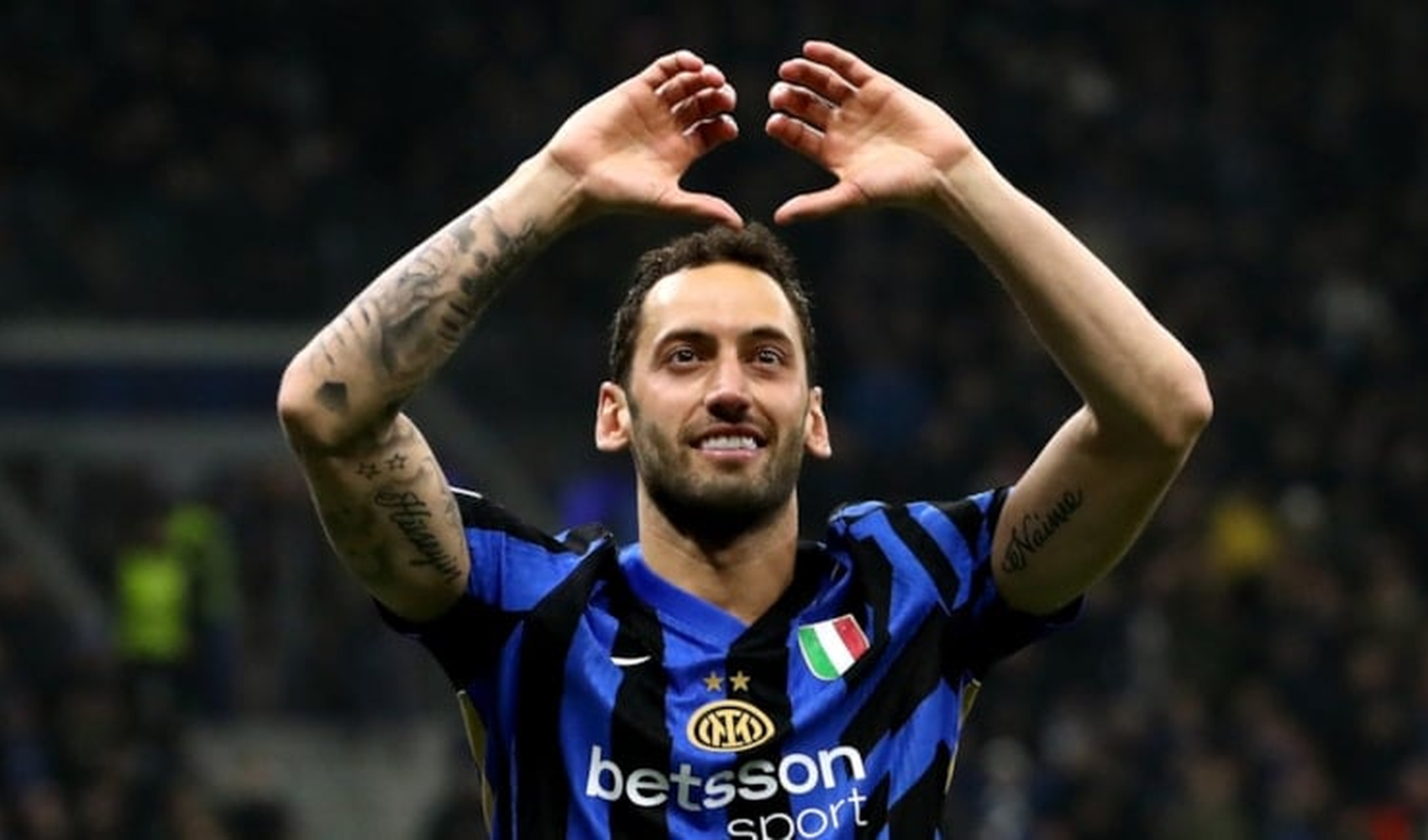Hakan Çalhanoğlu'ndan ayrılık sinyali: Galatasaray iddiaları güçleniyor