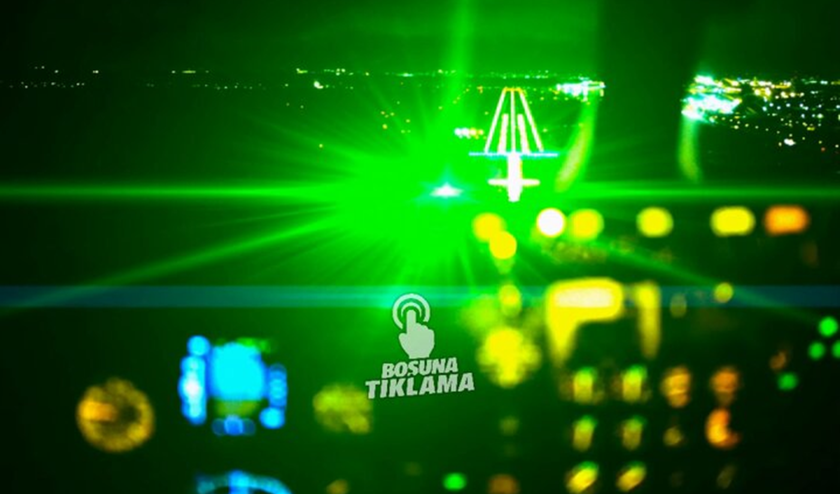 Sabiha Gökçen Havalimanı'nda lazer tehlikesi: Uçak inişi sırasında pilot ve kule arasında kritik diyalog