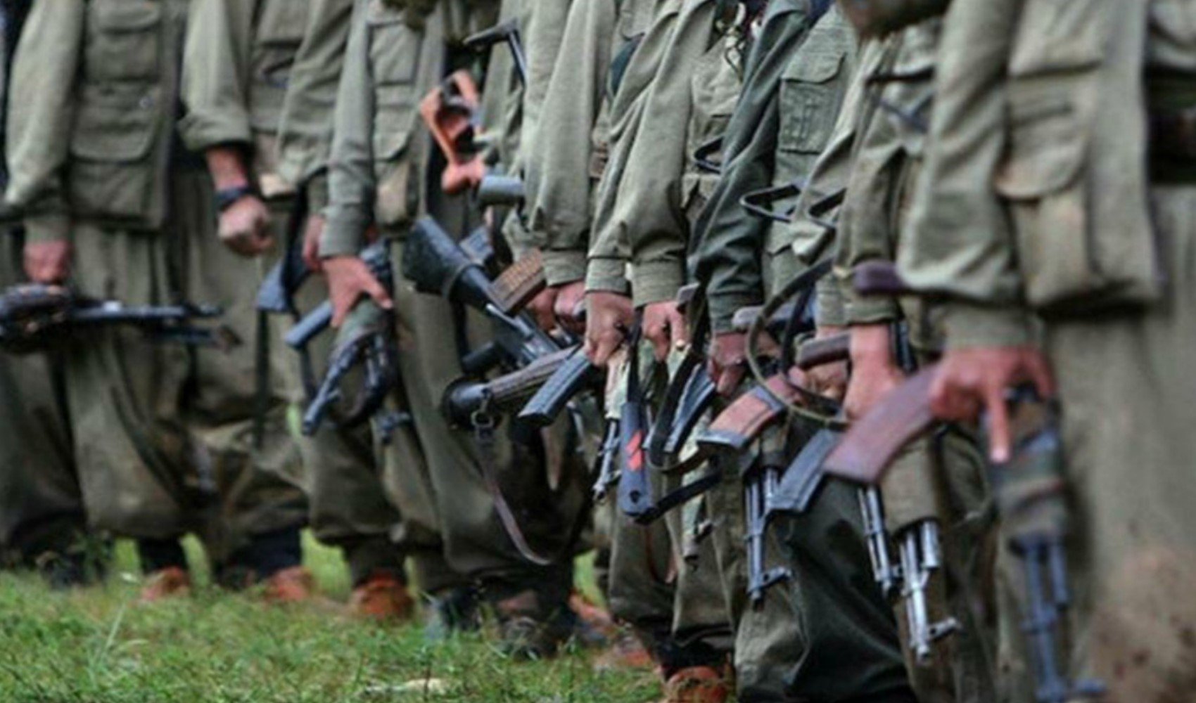 Yeni Şafak, PKK 'silahları yakacak' dedi