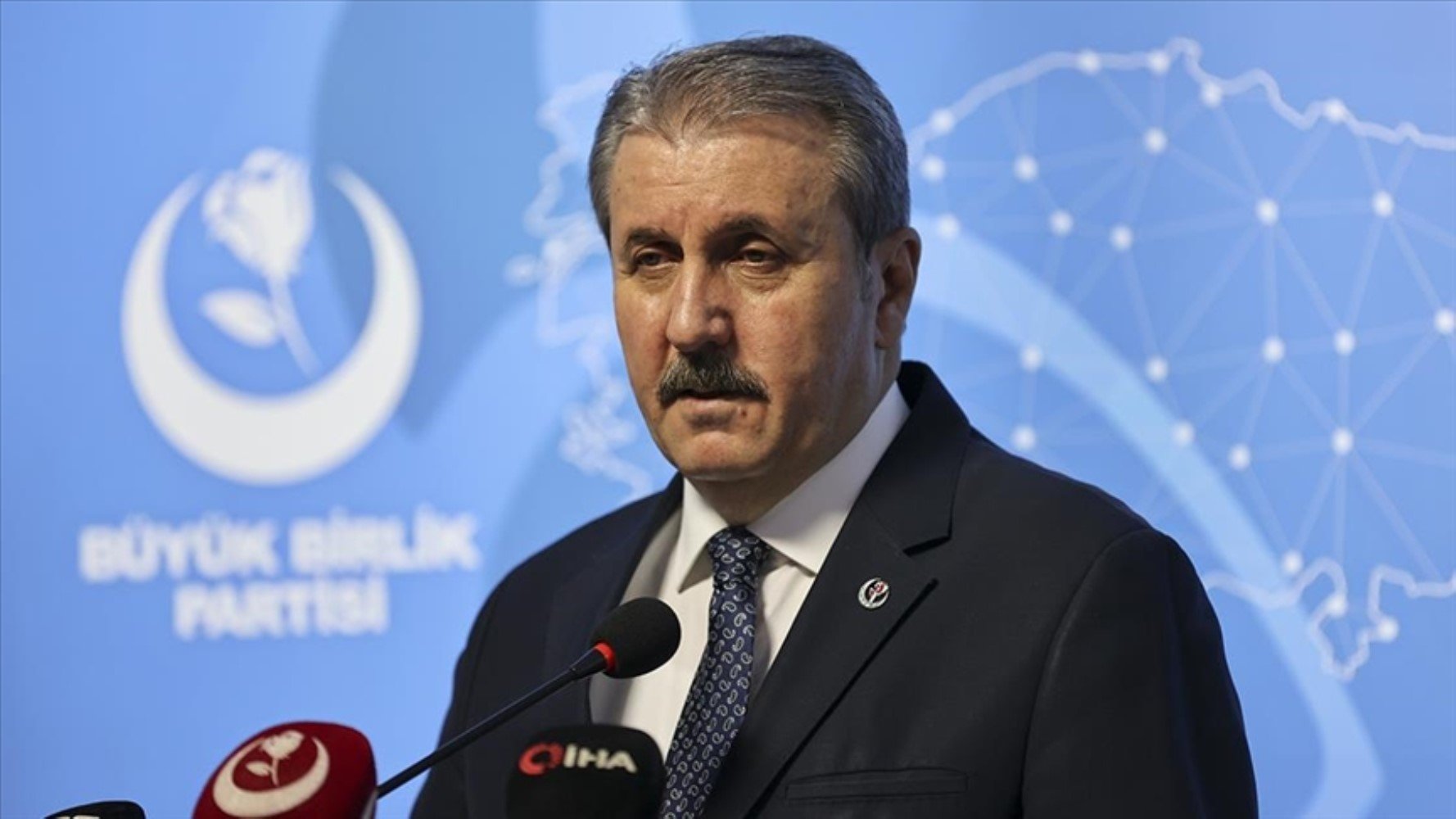 İktidarın küçük ortağında DEM rahatsızlığı: 'Neyden rahatsızsınız?' diye sordu