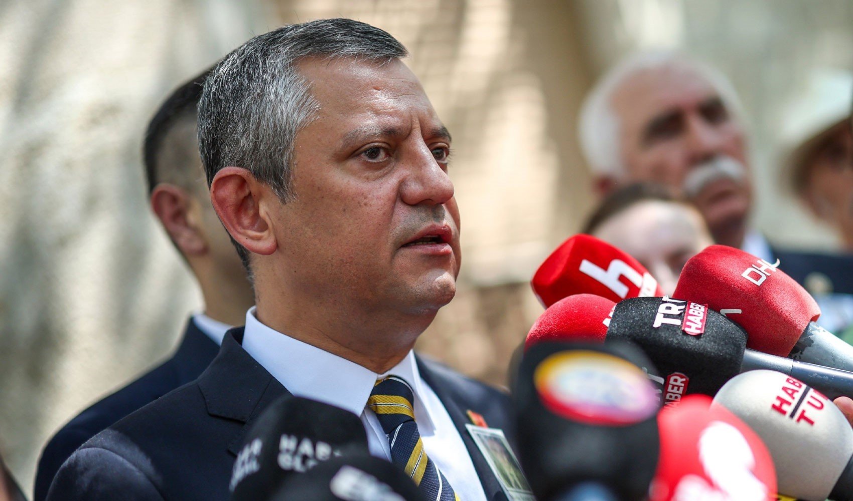 Özgür Özel, CHP'nin komisyon kararını açıkladı!