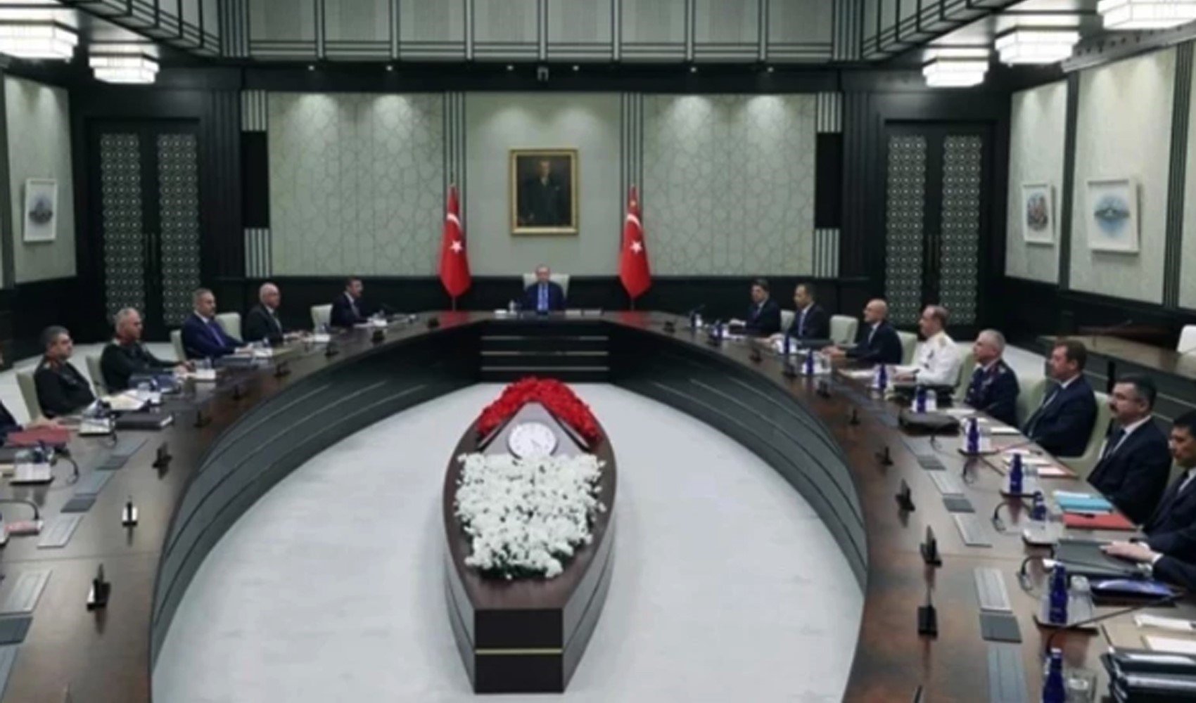MGK toplantısı sonra erdi: Terör prangası söküp atılacak