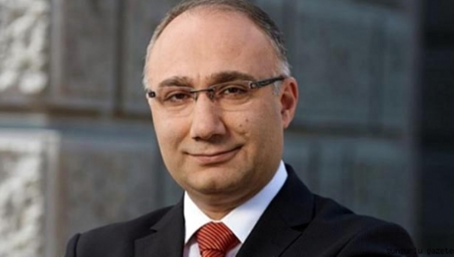 Halkbank Genel Müdüründen tepki çeken icraat: Kuzenlere milyon dolarlık kredi ve ihale