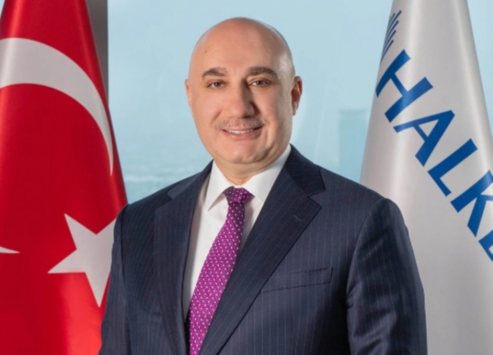 Halkbank Genel Müdüründen tepki çeken icraat: Kuzenlere milyon dolarlık kredi ve ihale