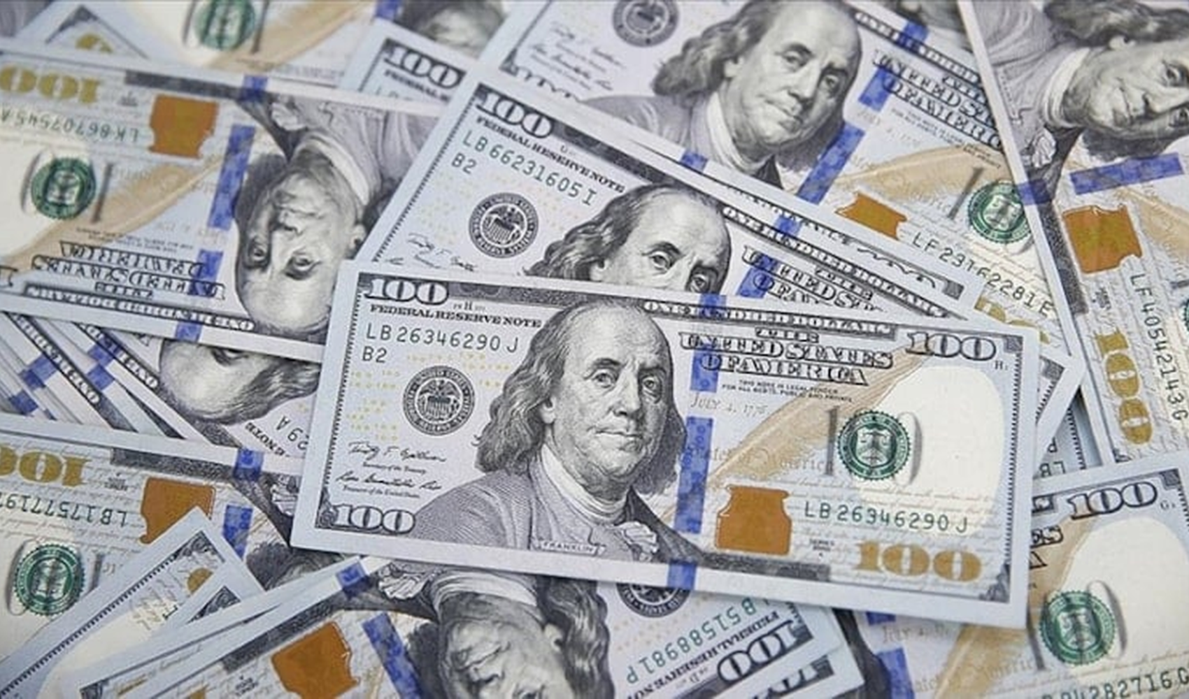 Mayıs ayında cari açık beklentisi 1,08 milyar dolar olarak belirlendi