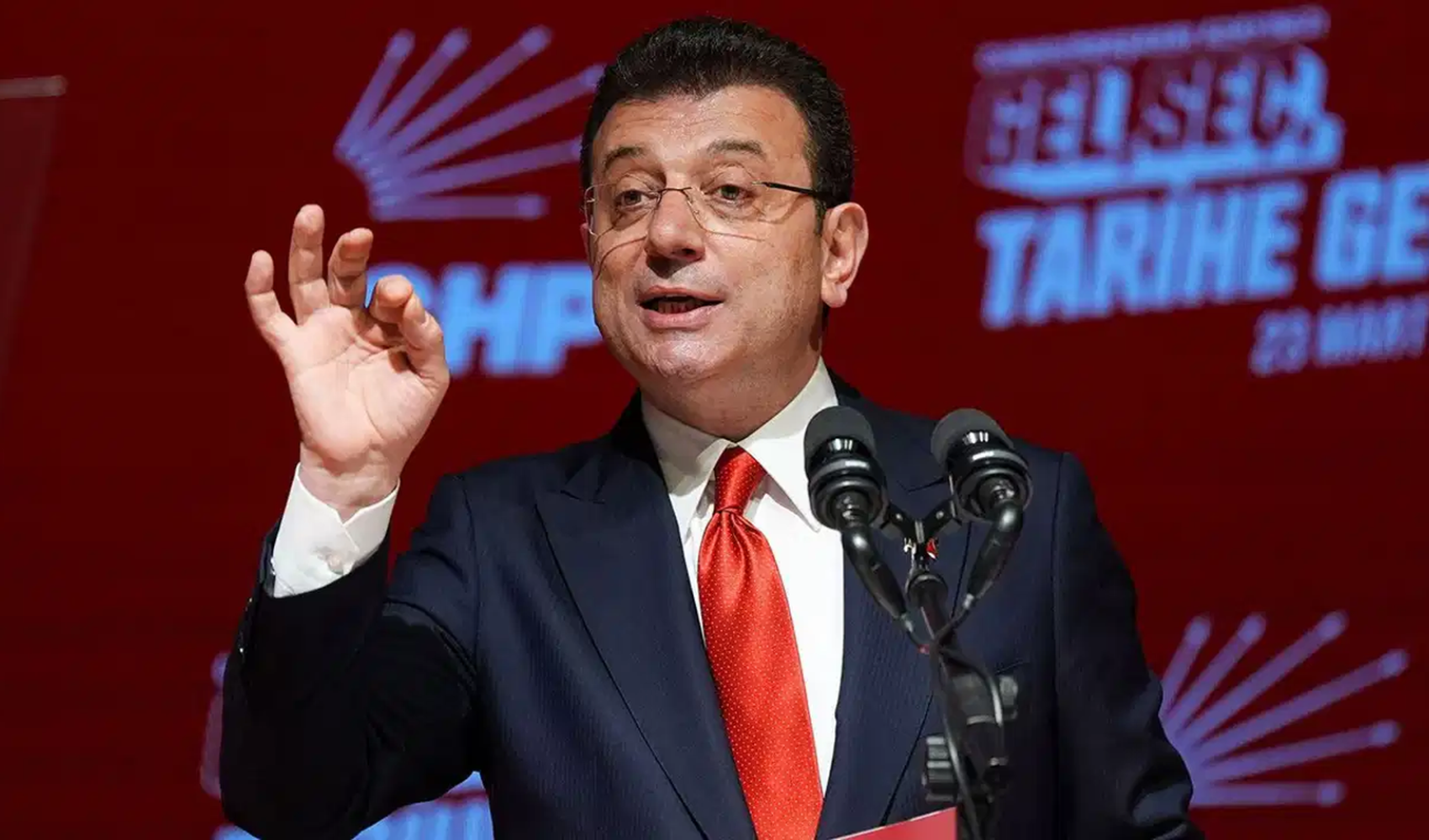 Ekrem İmamoğlu’ndan diploma tartışmasına dair net açıklama: “Yargılanması gereken ben değil, hukuksuzluk yapanlardır”