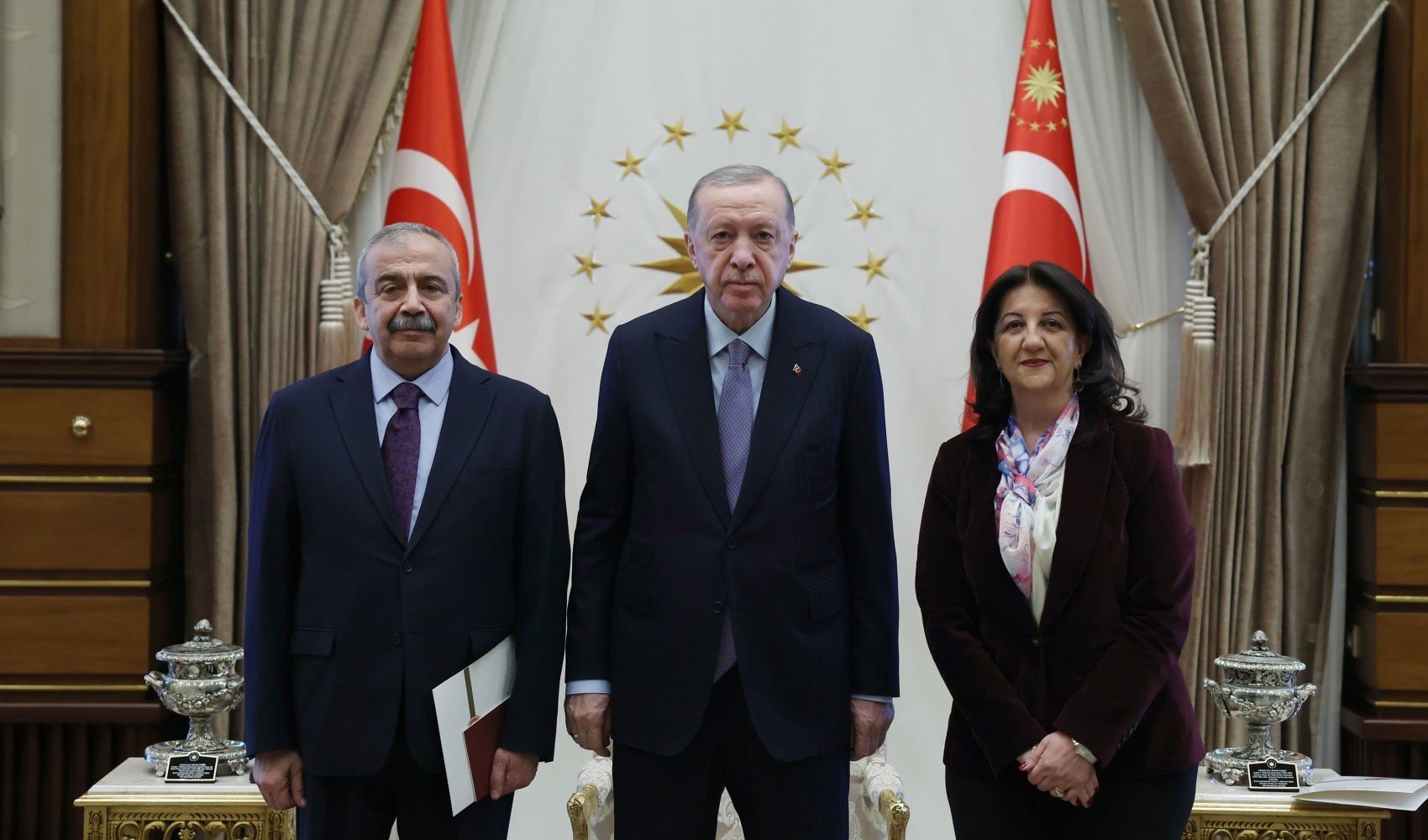 Erdoğan, yeni açılım süreci için DEM Parti'yle görüşecek! Dikkat çeken 'Yeni dönem' mesajı